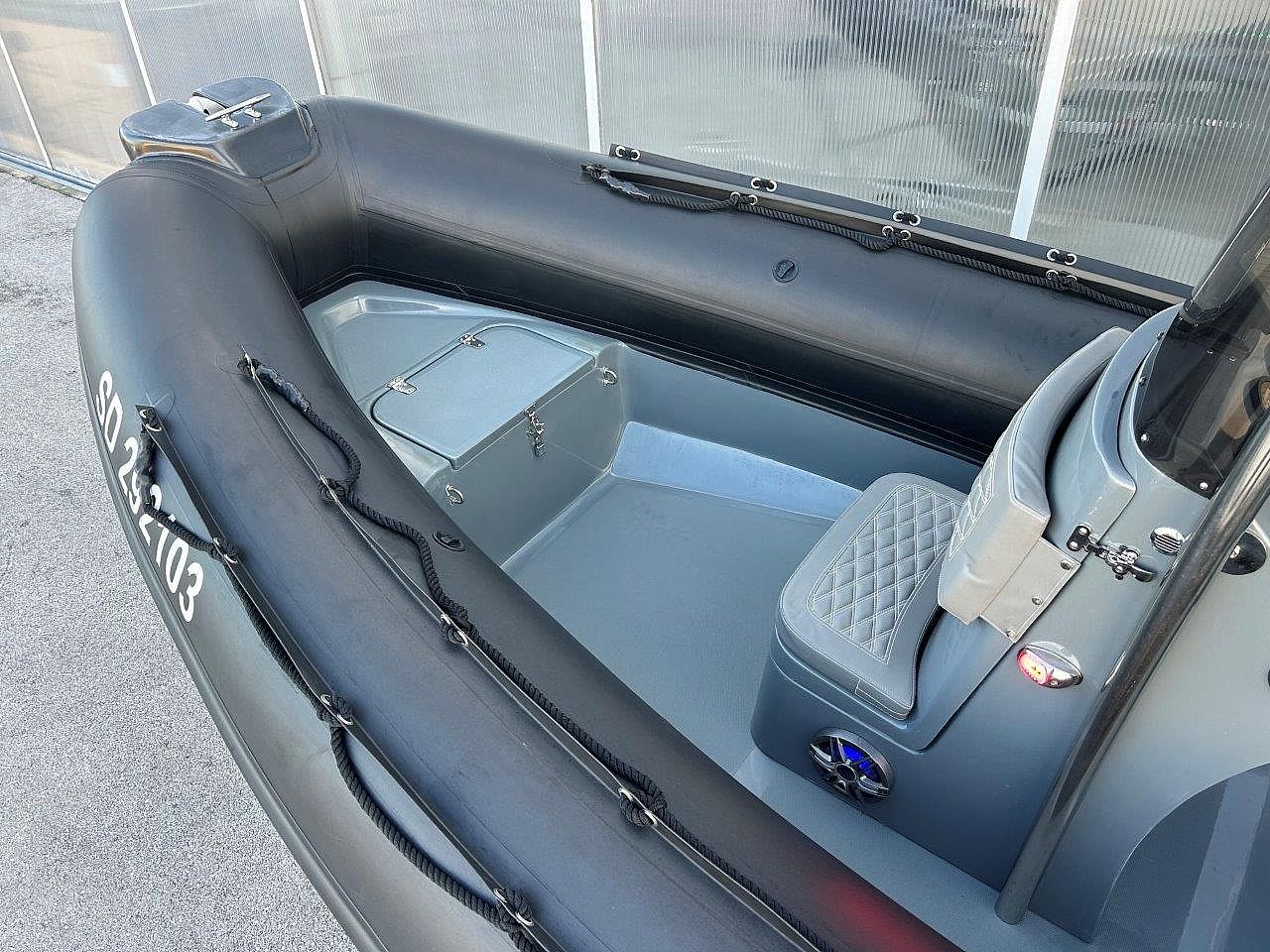 3D TENDER 589 XPRO - 2024 - for sale: 36999.-EUR