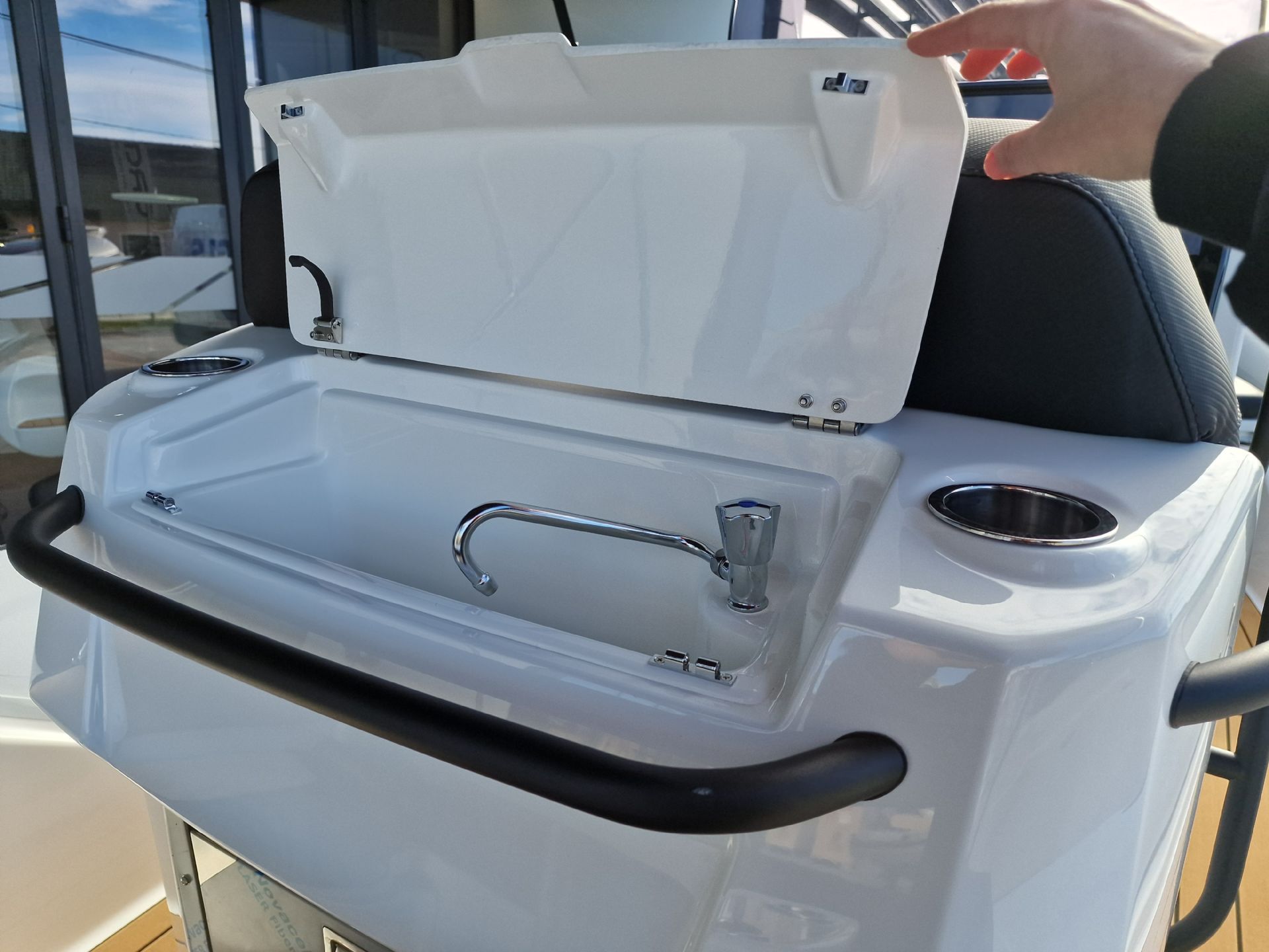 Grand G750HGLF Decor White - POSEBNA PONUDBA - 2025