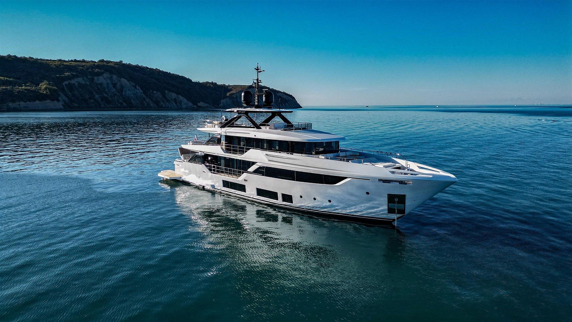 Custom Line Navetta 38 - 2025 - for sale: 19500000.-EUR