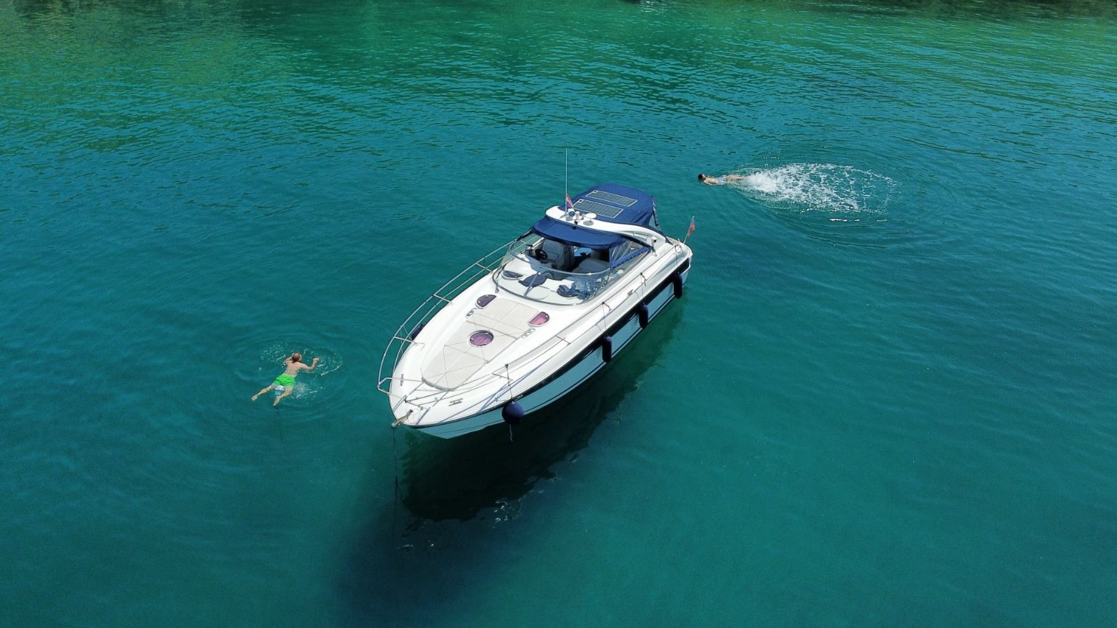Bavaria 33 Sport  AC Gen Solar - 2009