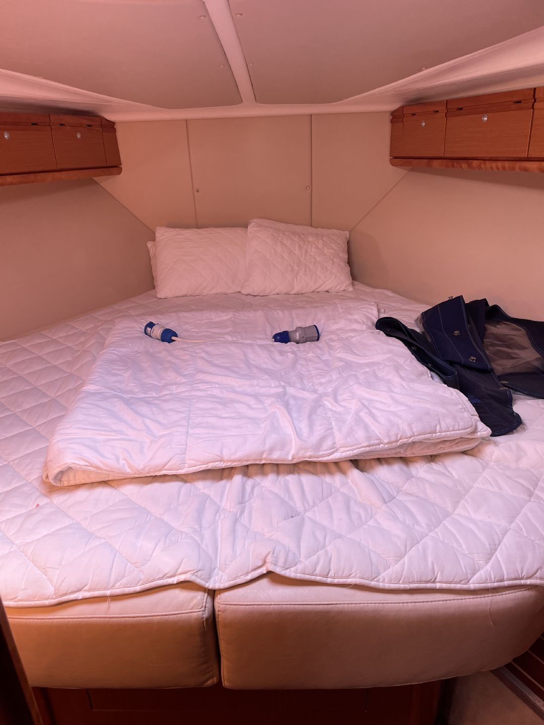 Bavaria 33 Sport  AC Gen Solar - 2009