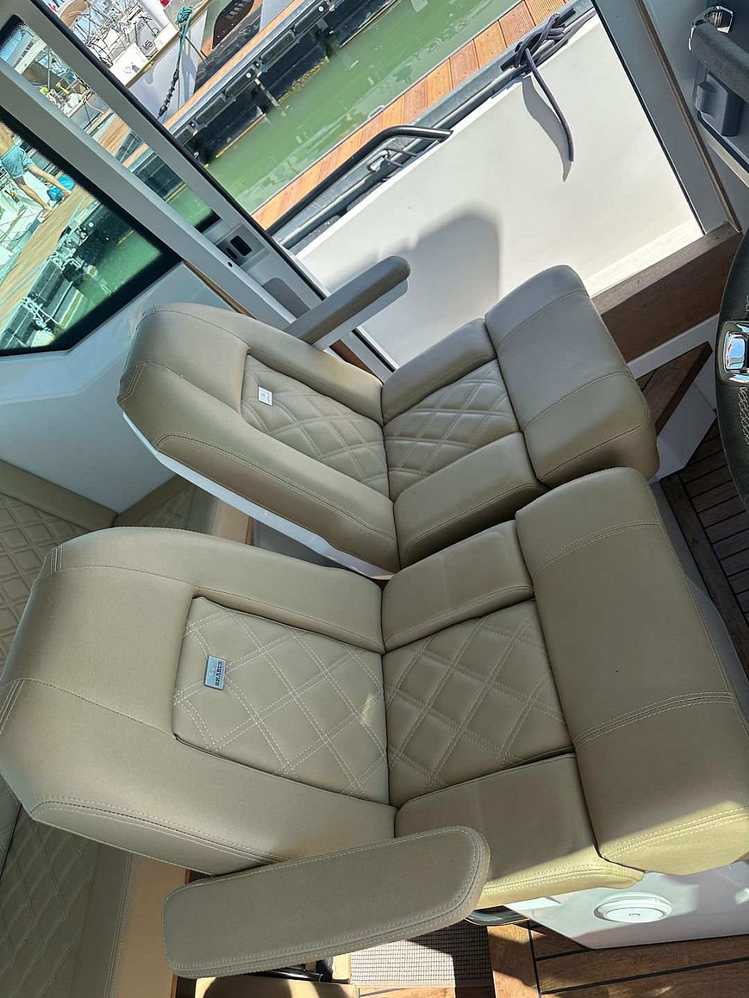 Axopar 28 Cabin - 2023