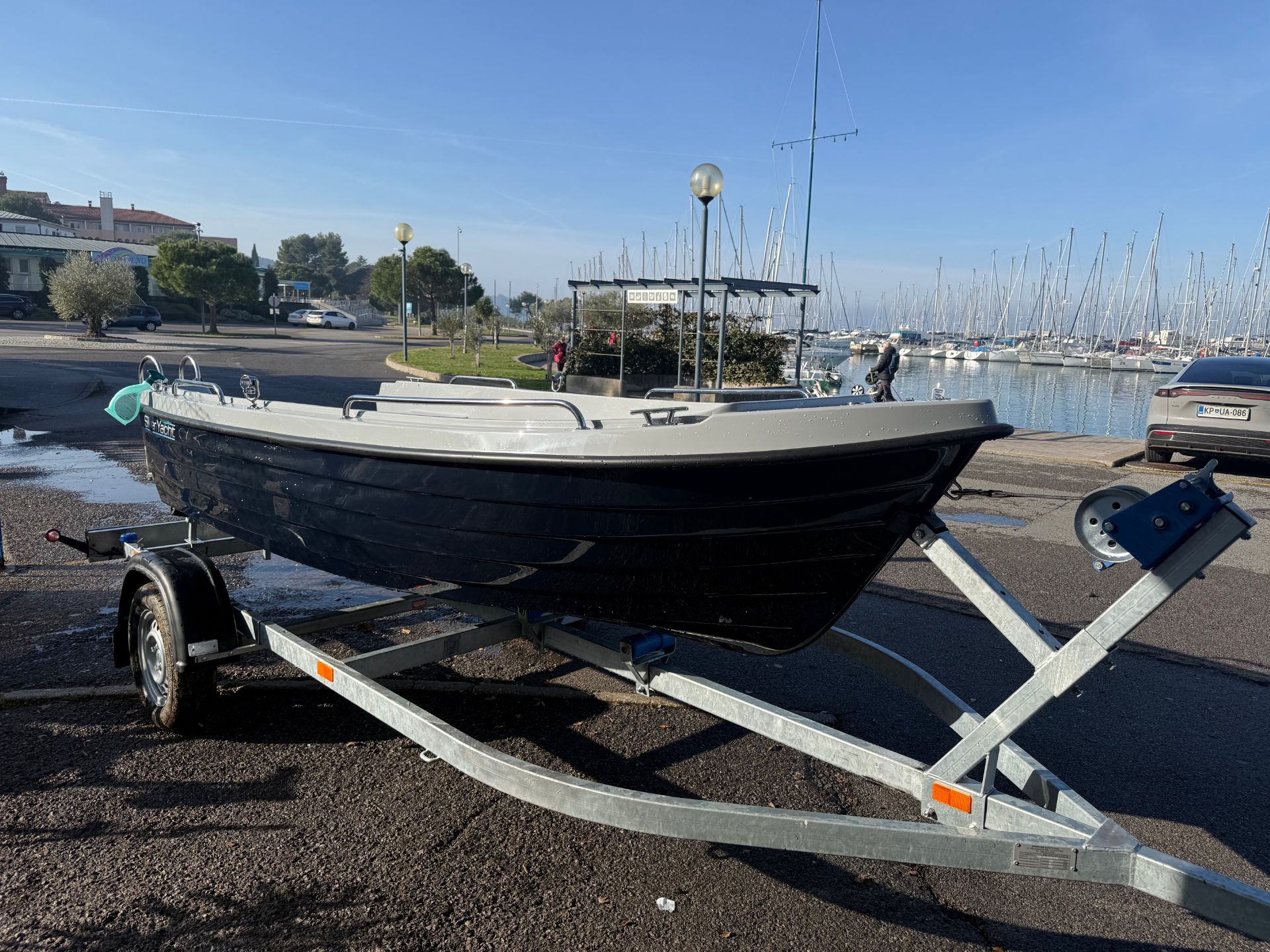 Silver Yacht 405 Na zalogi - 2025 - for sale: 2999.-EUR