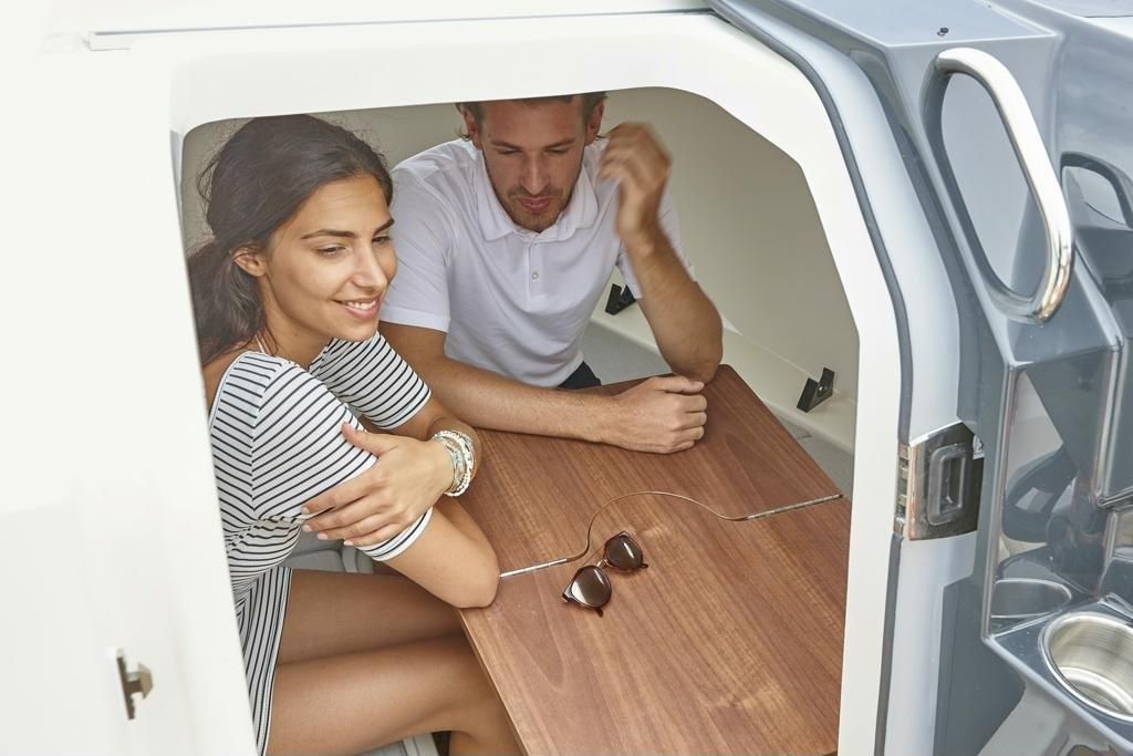 Quicksilver 555 CABIN   Mercury F115 - HITRA DOBAVA - 2025