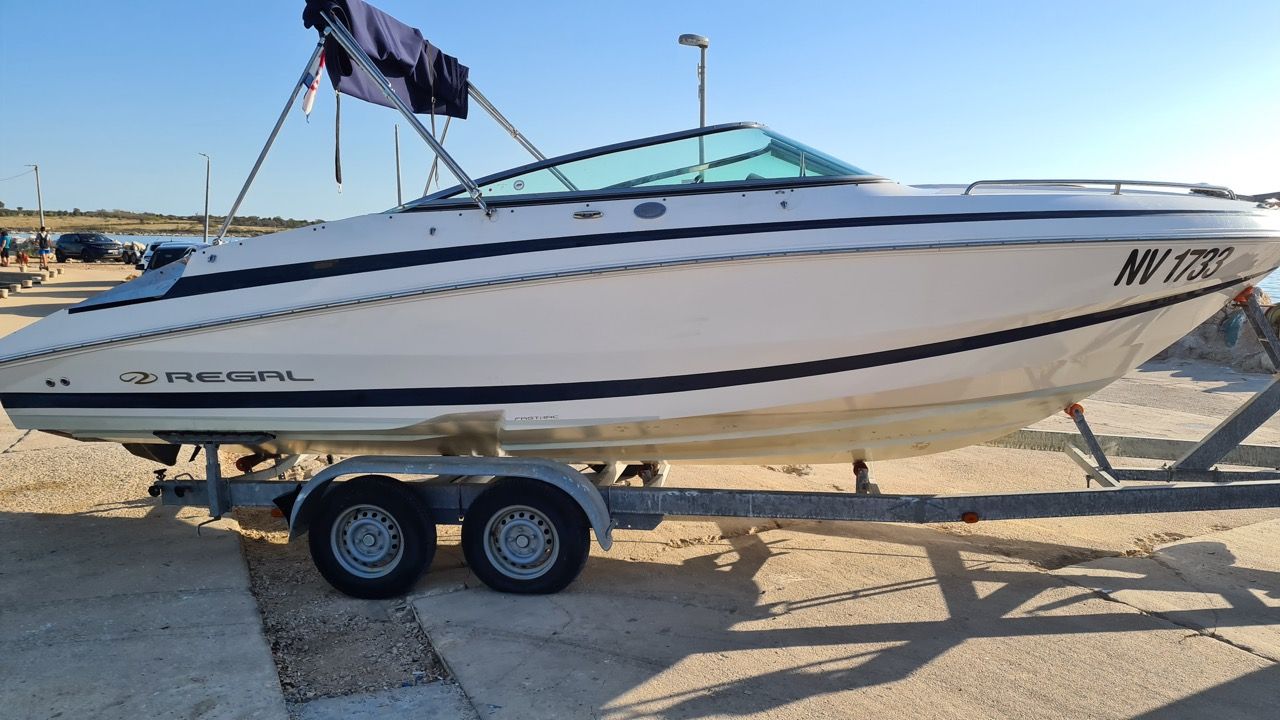 Regal 2250 - 2006 - for sale: 19999.-EUR