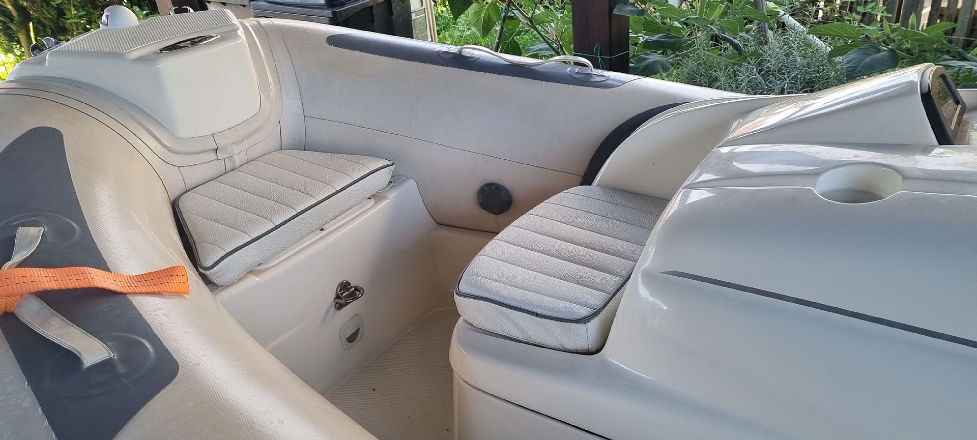 Avon 320 Seasport DL jet - 2004 - for sale: 4800.-EUR