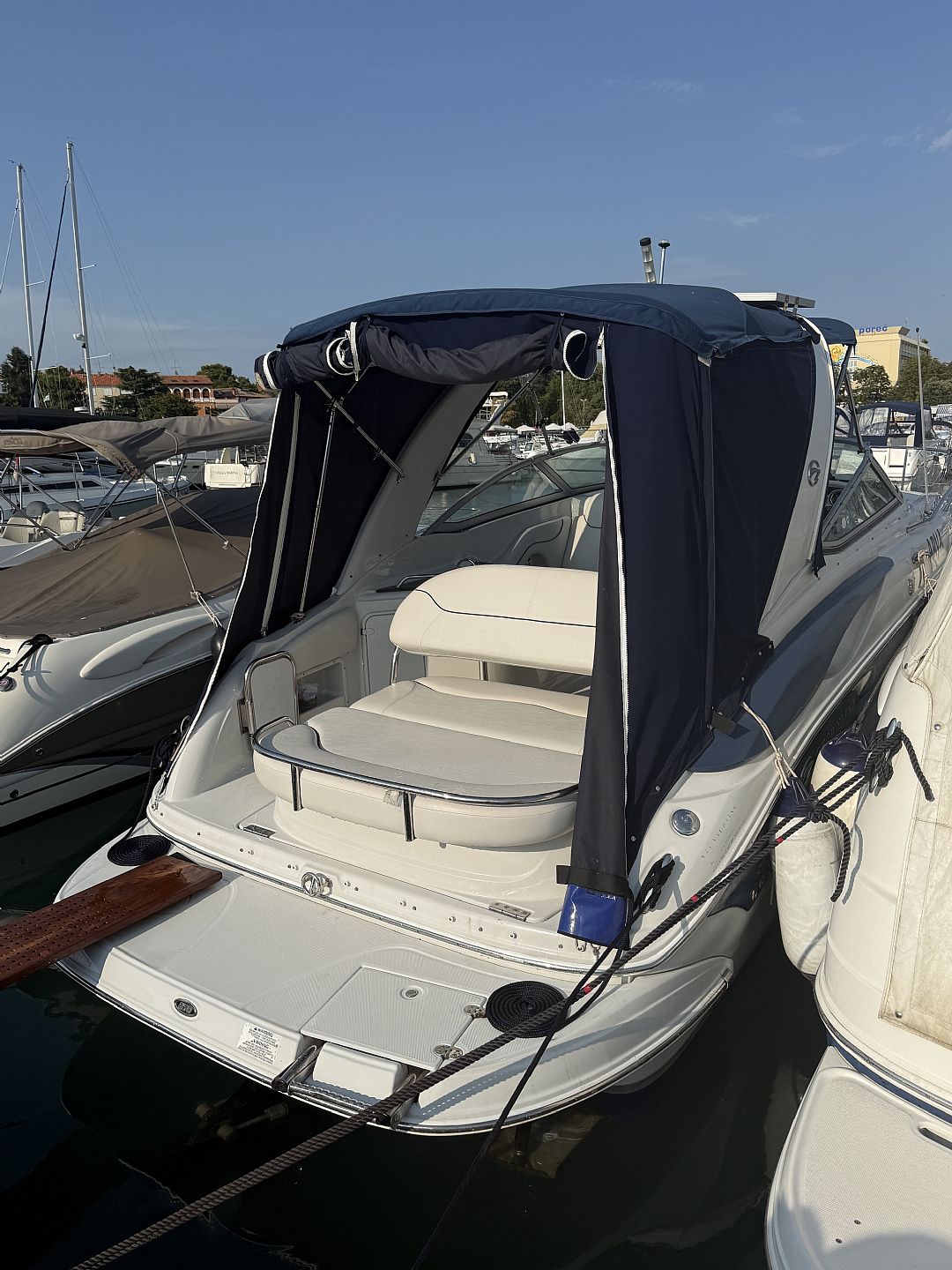 Crownline-DISEL 270 CR - 2006