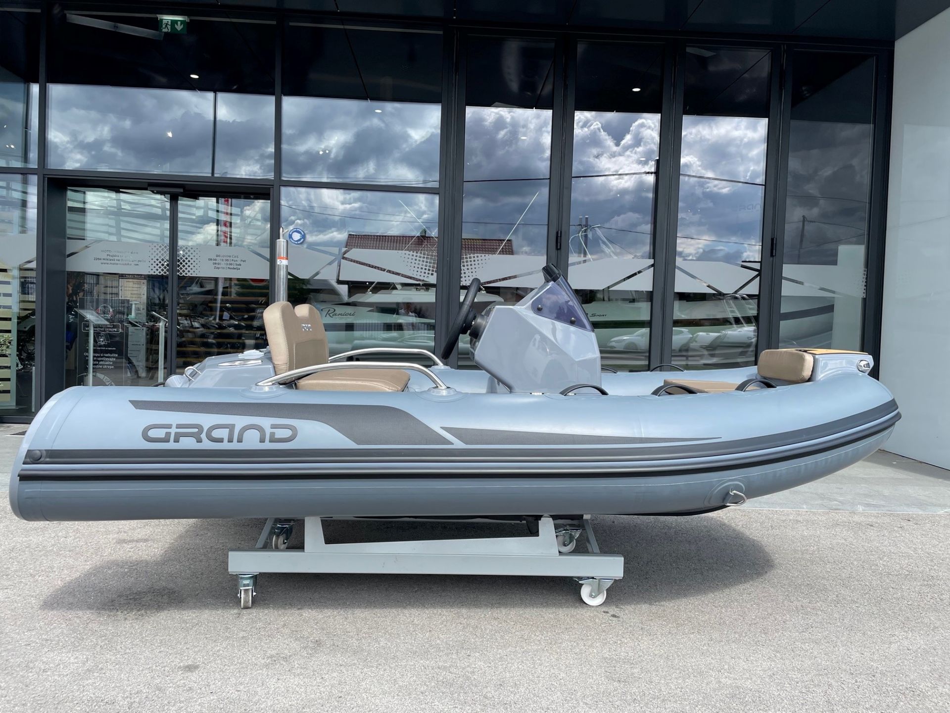 Grand 	G340HGNF Military Gray - 2026