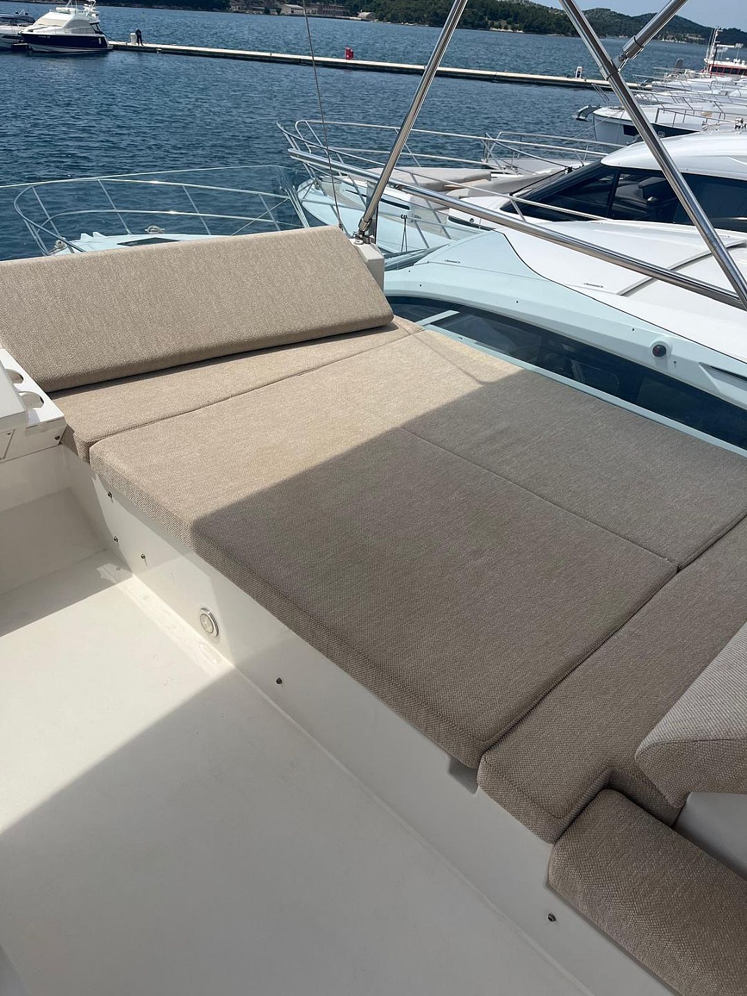 Fairline Squadron 50 - 2012