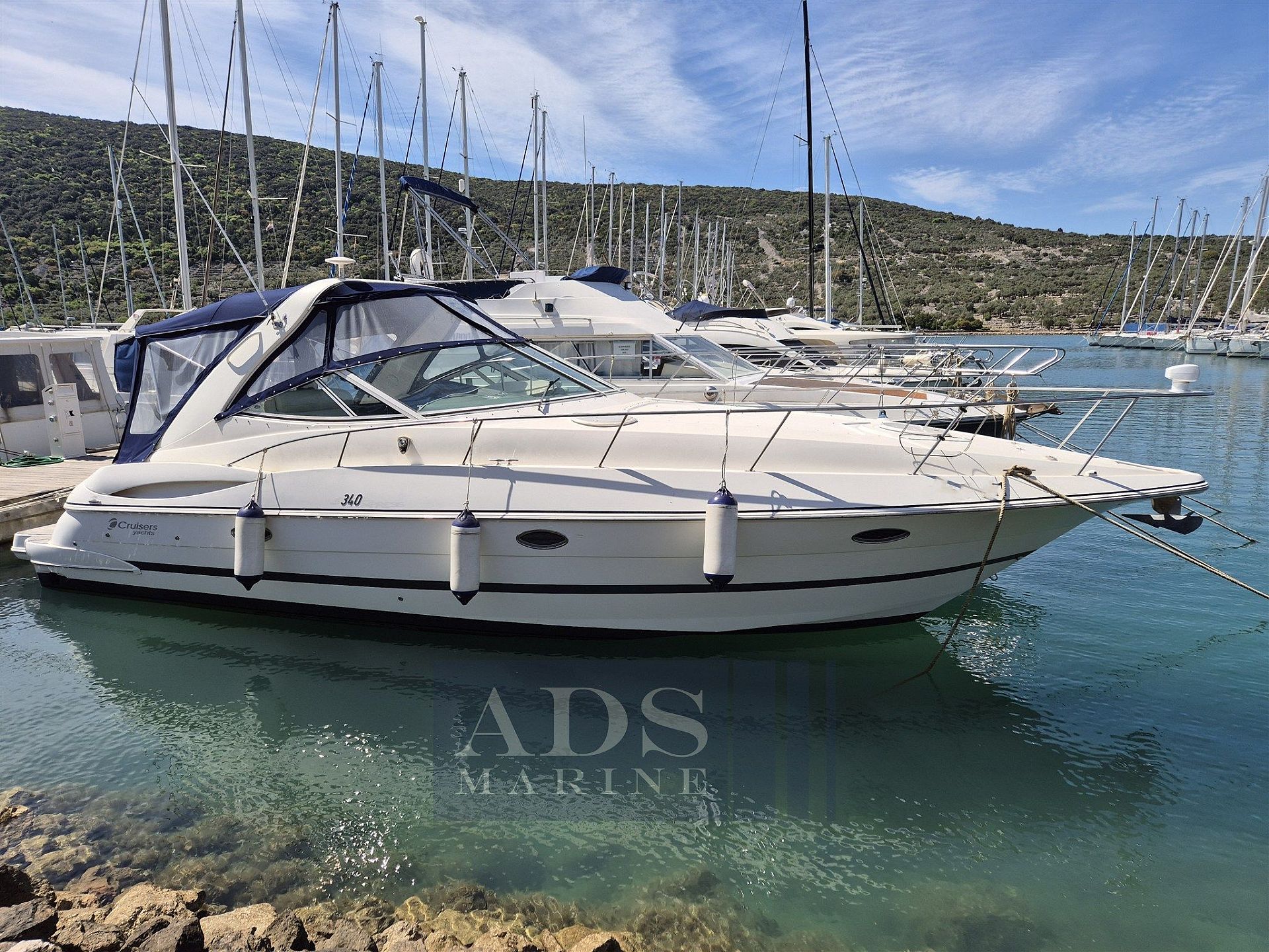 Cruiser Yachts 340 Express - 2005 - for sale: 89000.-EUR