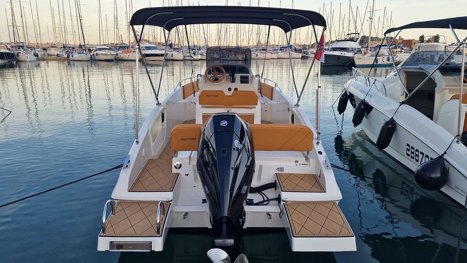 Prua al vento JAGUAR 7.0 + MERCURY 200 KS - 2026
