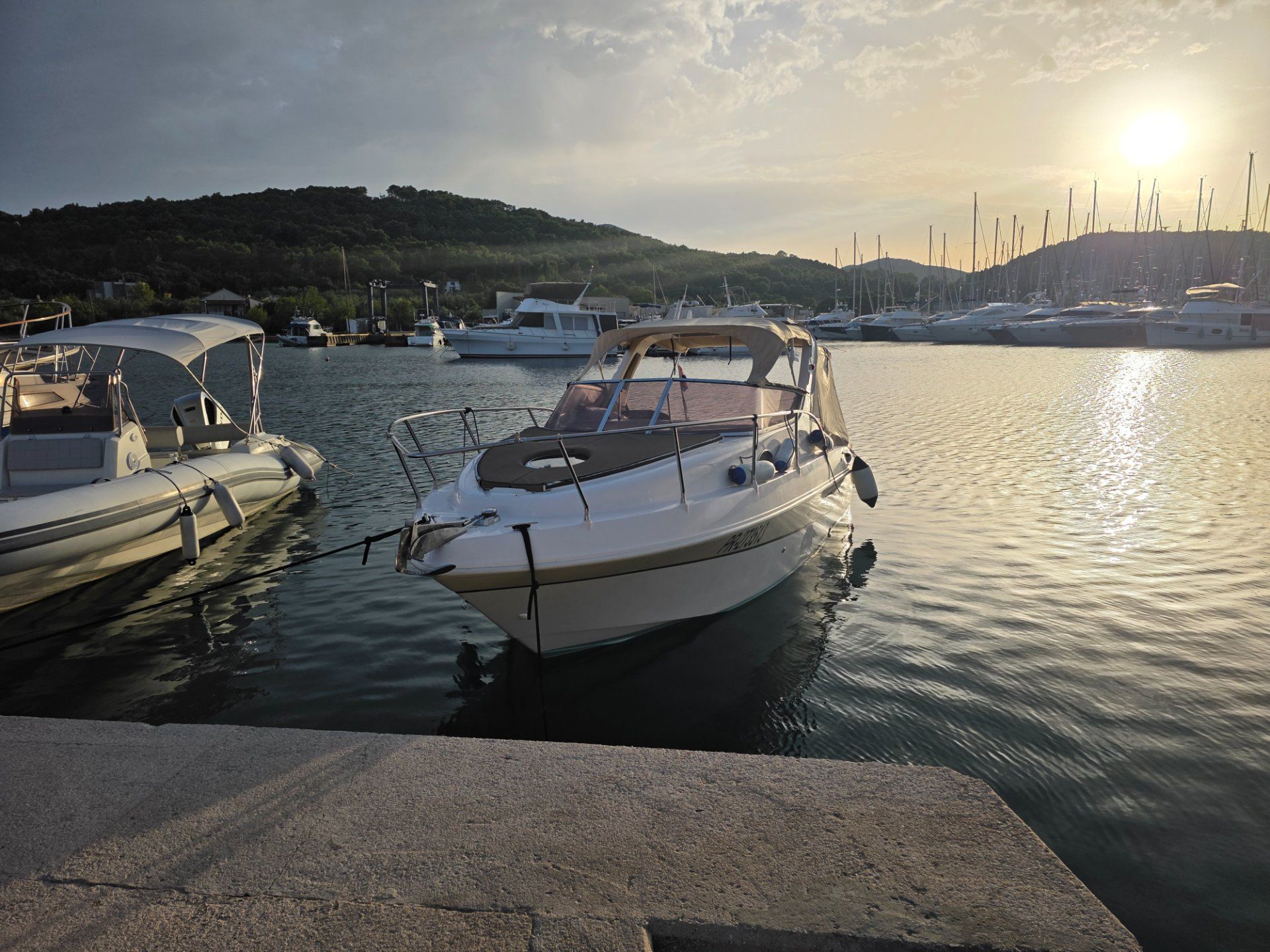 Mano Marine 22.50 cabin - 2010 - for sale: 41500.-EUR