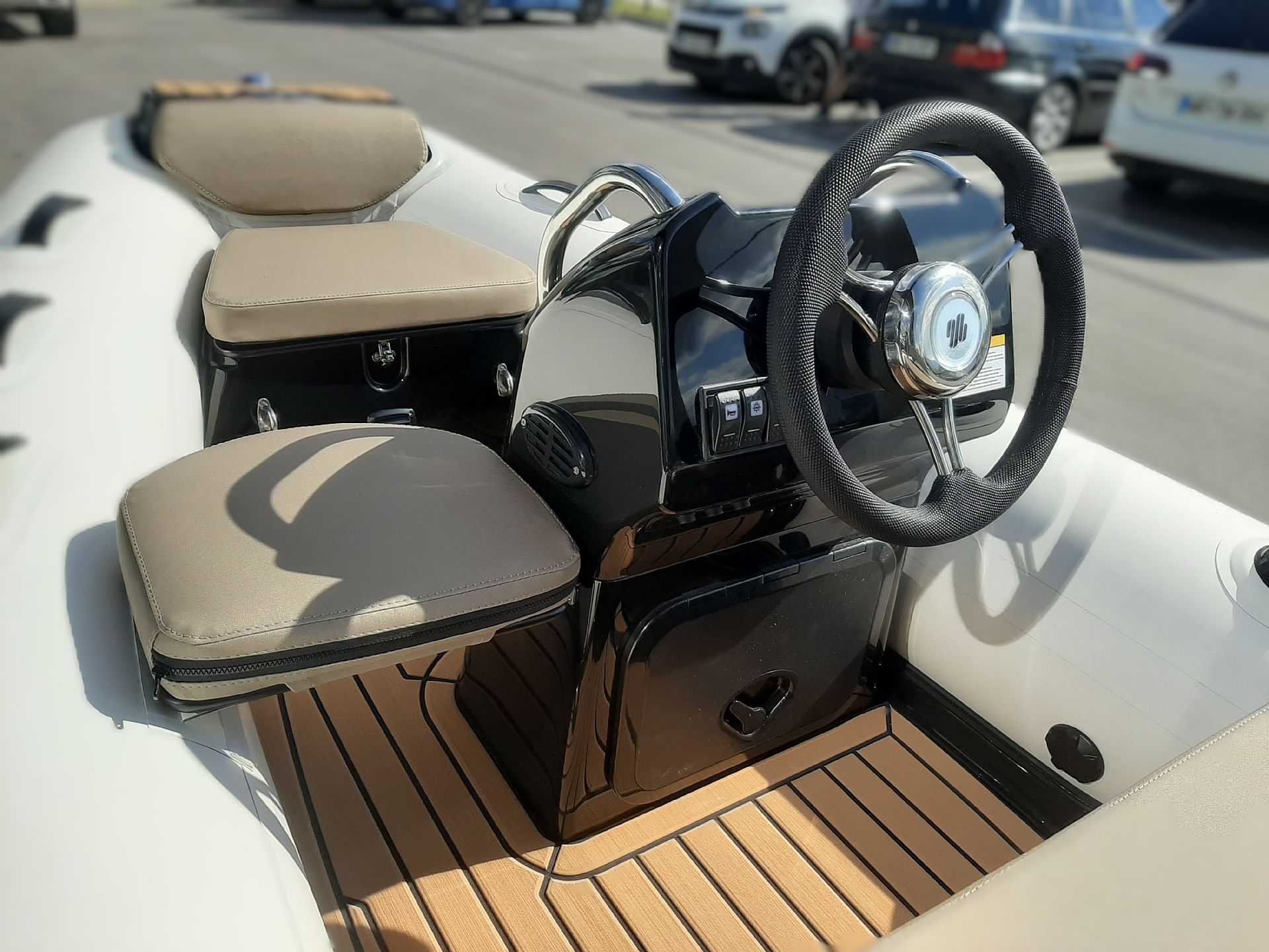 Grand Boats G340HGNF Off White Yamaha F25 - AKCIJA TENDERJEV - 2026