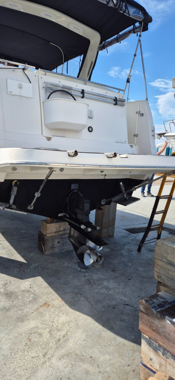 Rinker Fiesta Vee 270 - 2004 - for sale: 34999.-EUR