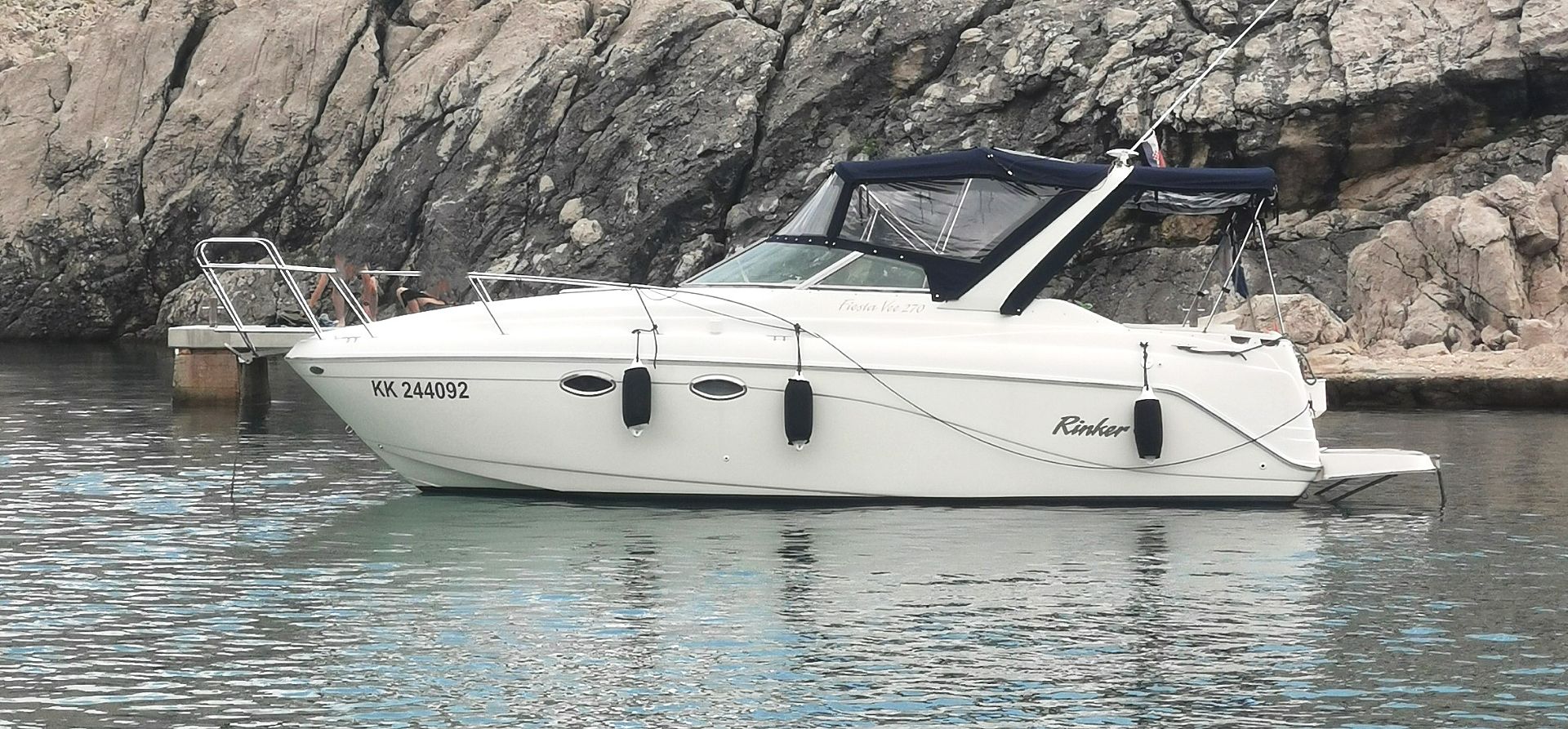 Rinker Fiesta Vee 270 - 2004 - for sale: 34999.-EUR