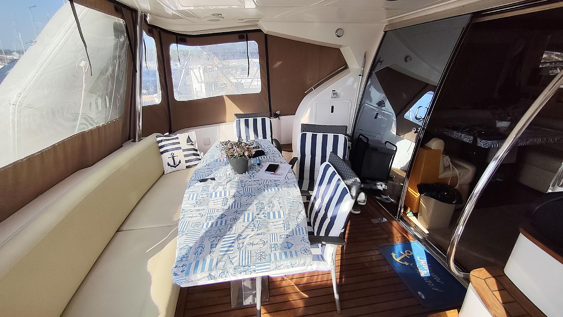 Majesty 56 - 2008 - for sale: 440000.-EUR