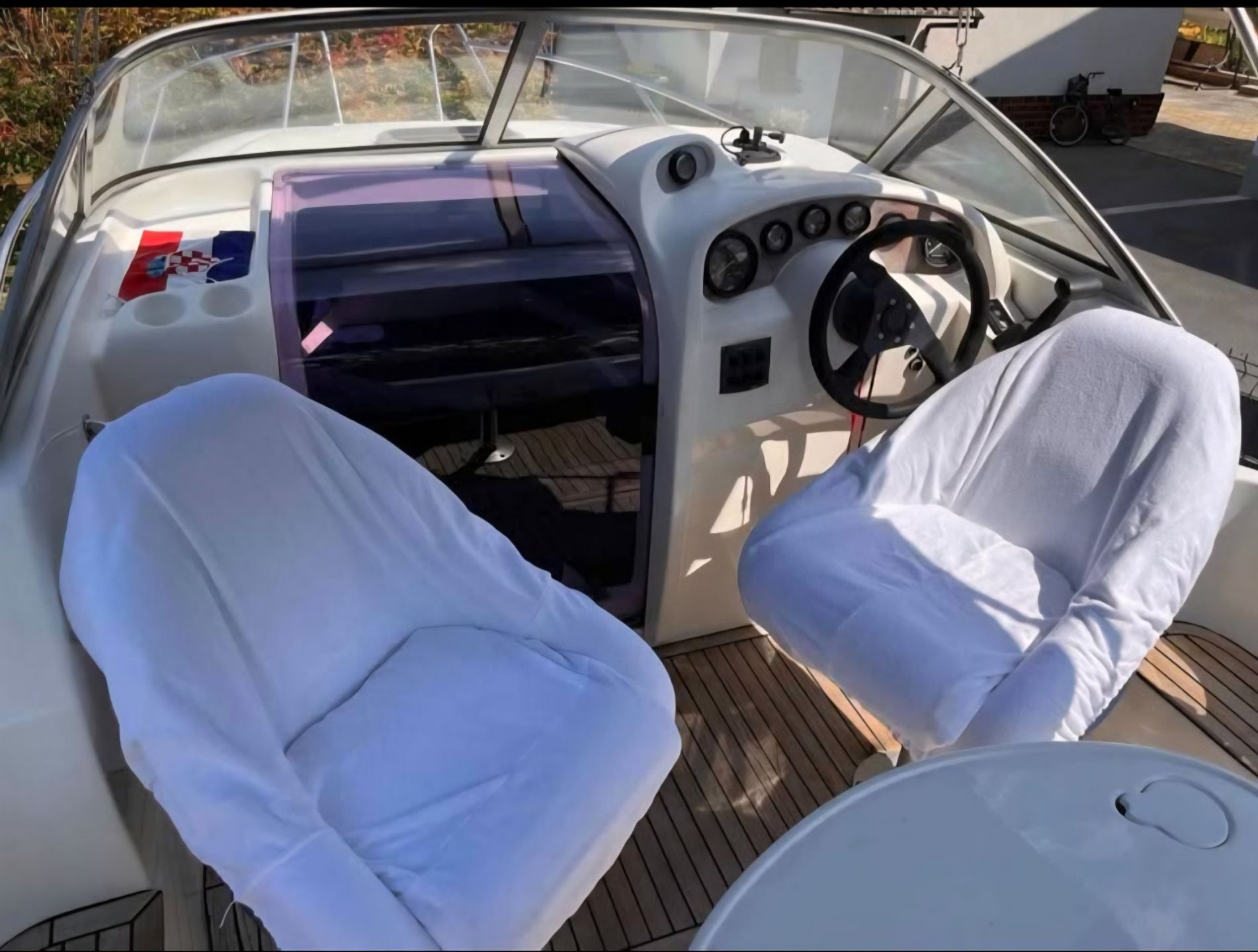 Galeon Galia 590 - 2004 - for sale: 17900.-EUR