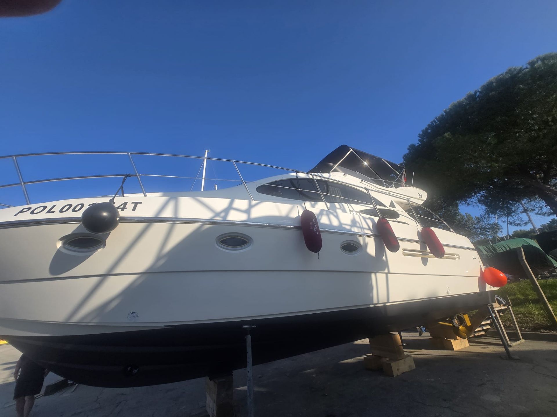 Azimut 39 - 2000 - for sale: 149000.-EUR