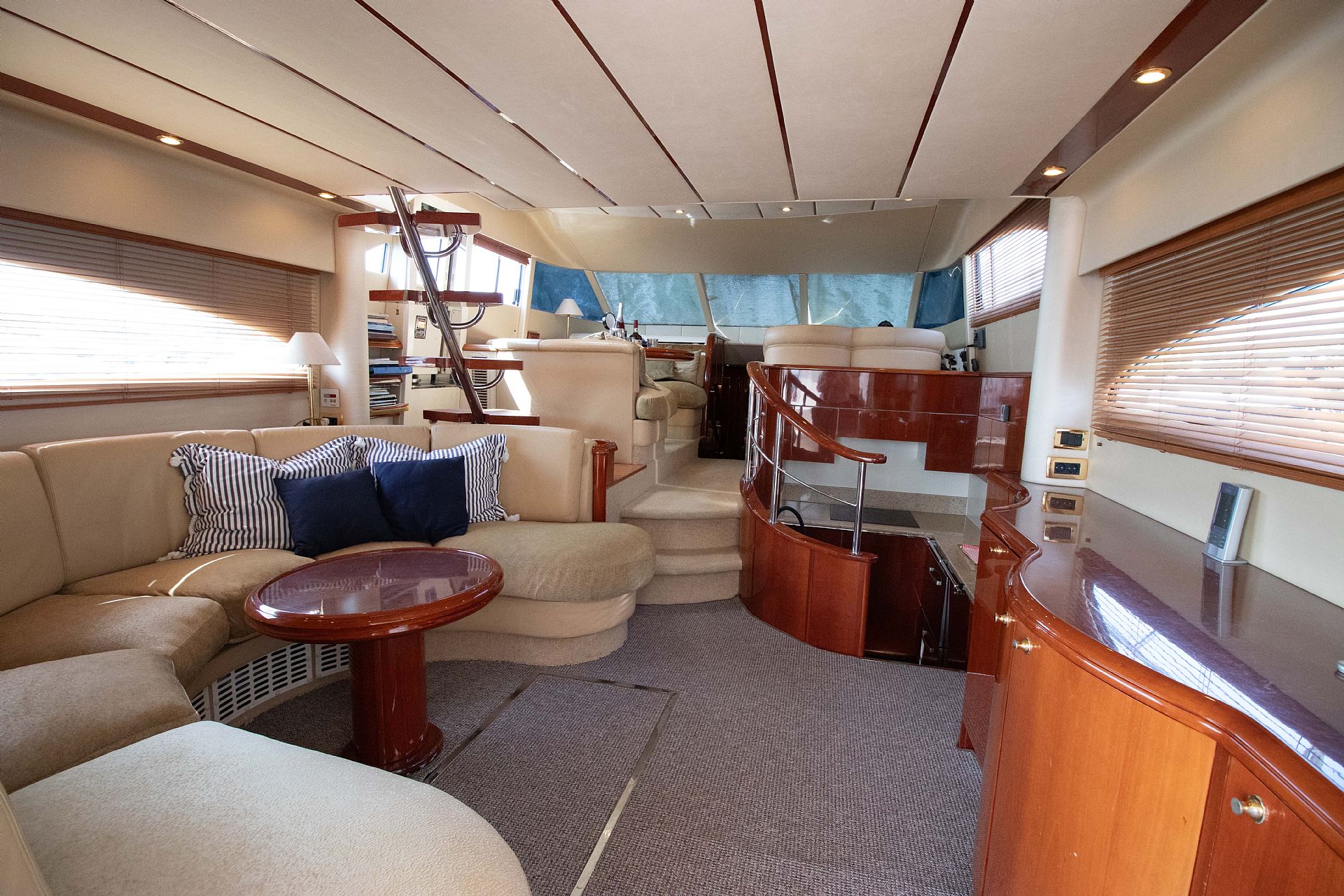 Fairline squadron 55 - 2003 - for sale: 290000.-EUR
