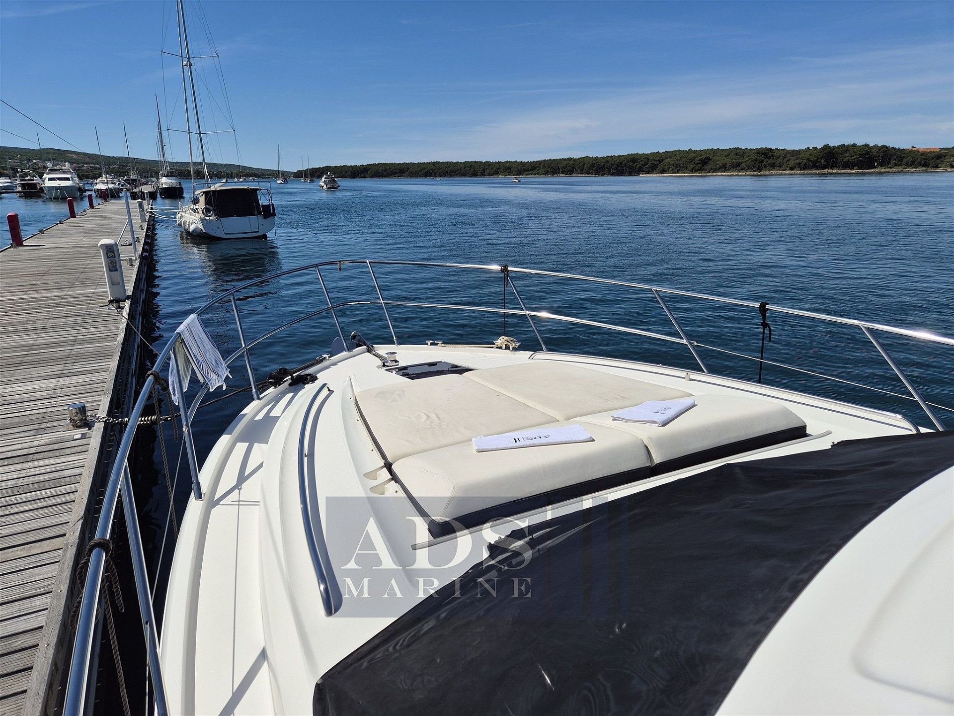 Princess 43 Fly - 2015 - for sale: 599000.-EUR