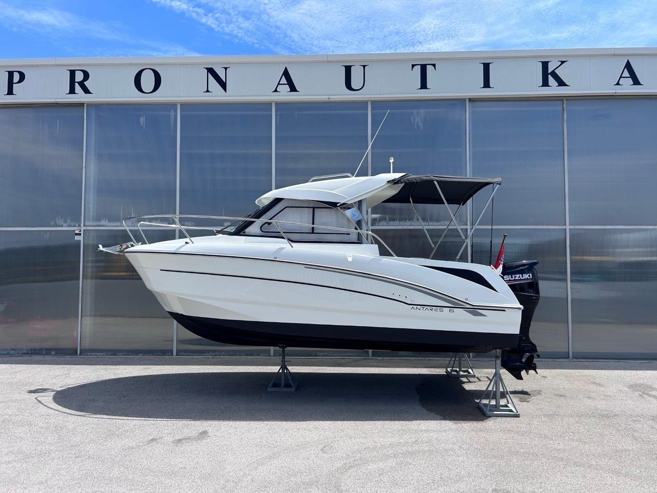 Beneteau Antares 6 OB - 2019 - for sale: 45999.-EUR