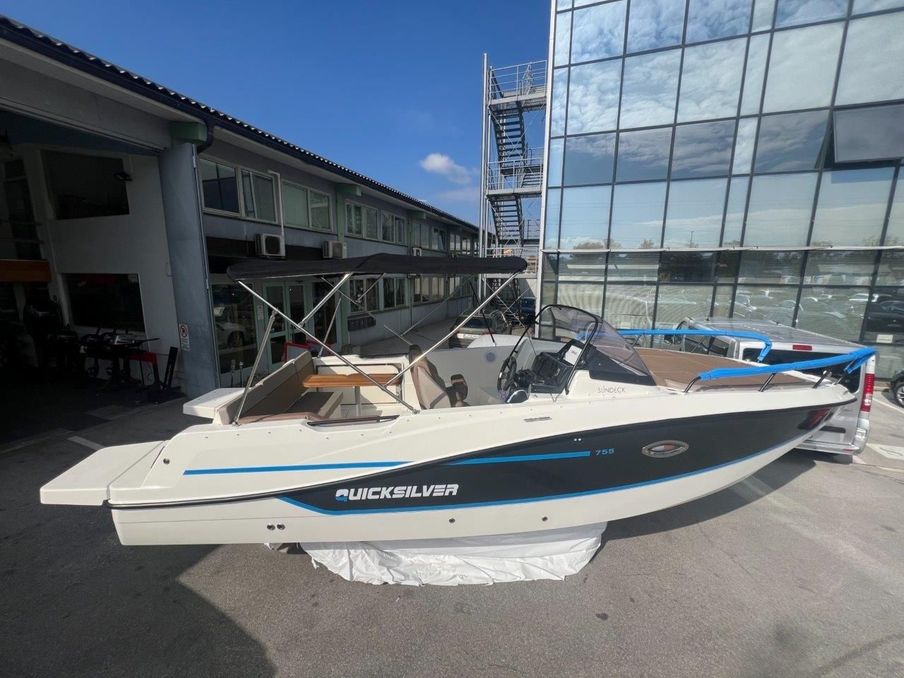 Quicksilver 755 Sundeck + Mercur... - 2025 - for sale: 84900.-EUR