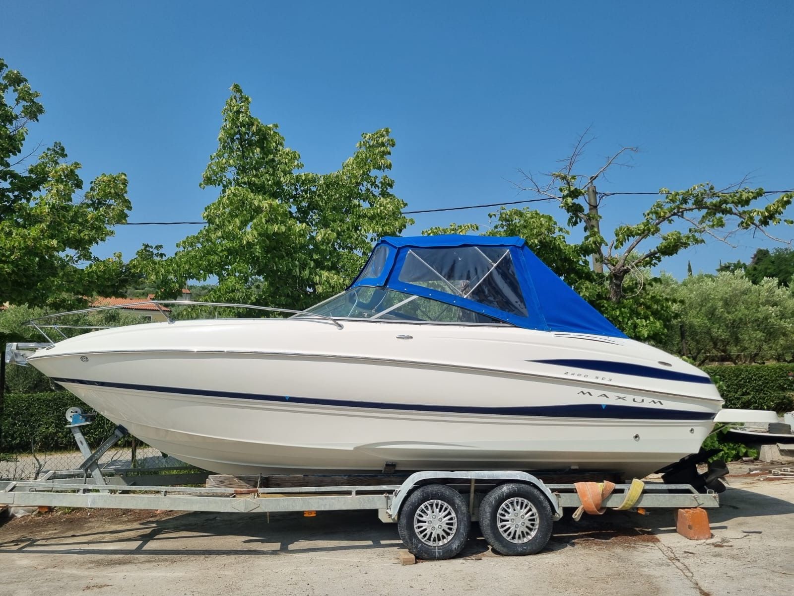 Maxum 2400 SC3 - 2004 - for sale: 26000.-EUR