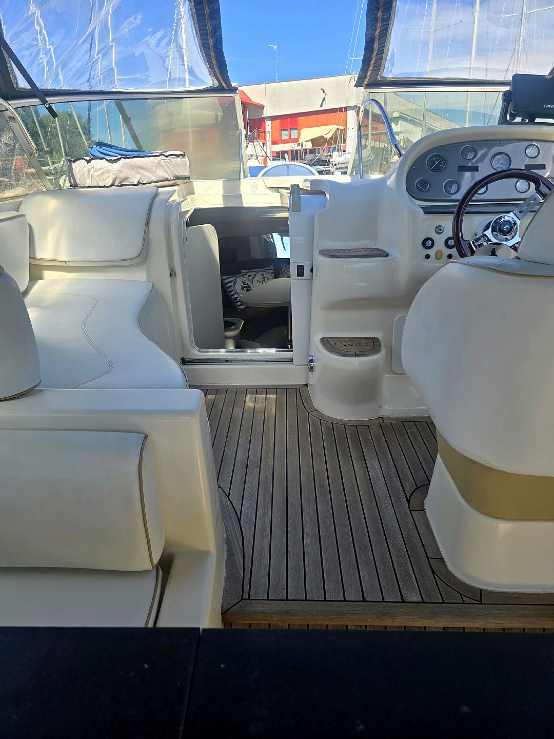 Cranchi Giada 29 D - 1995 - for sale: 35000.-EUR