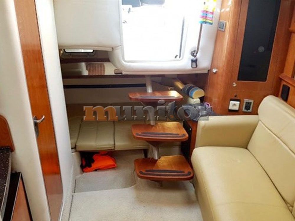 Four Winns 338 Vista - 2009 - for sale: 110000.-EUR