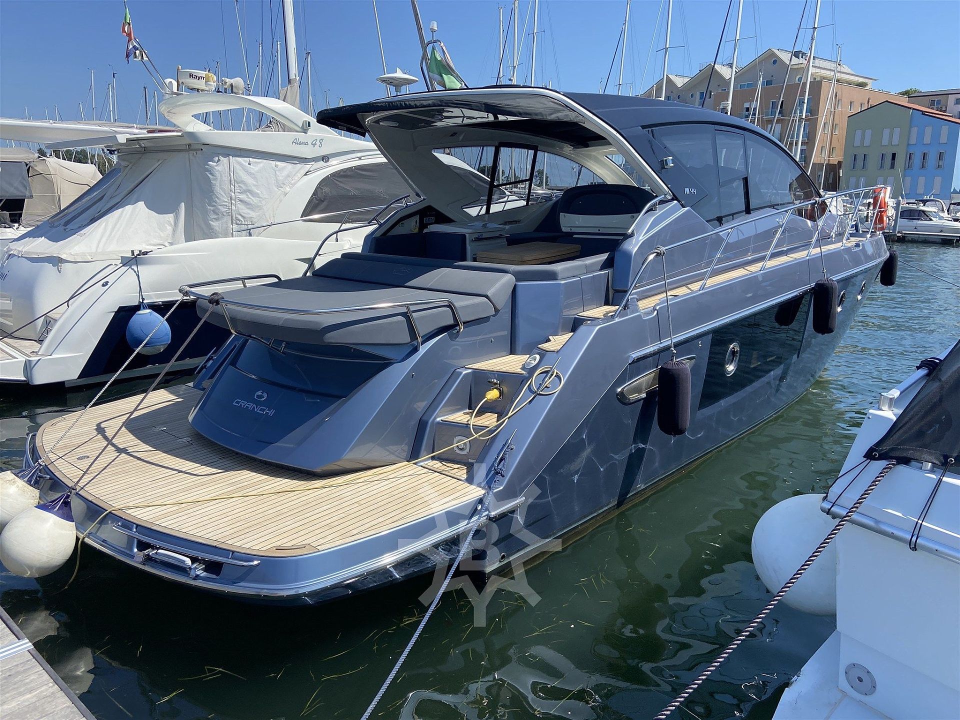Cranchi M44 HT - 2015 - for sale: 349000.-EUR