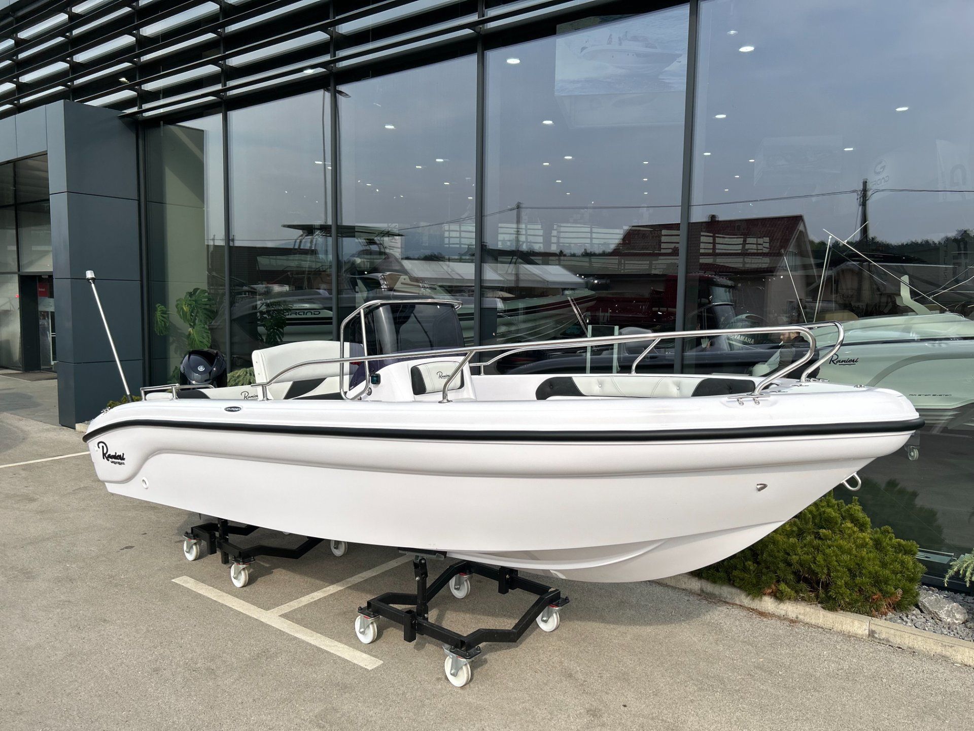 Ranieri International VOYAGER 17   F40-70 ... - 2026 - for sale: 21366.-EUR
