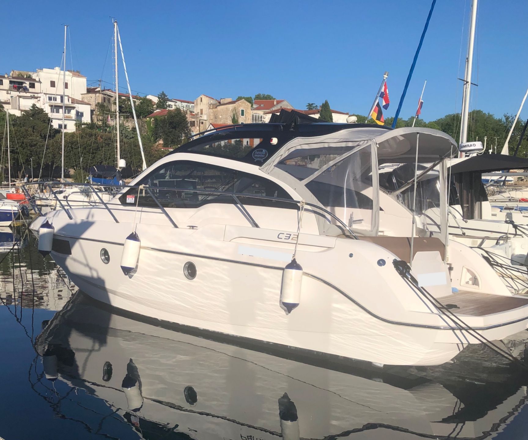 Sessa Marine C32 - 2012