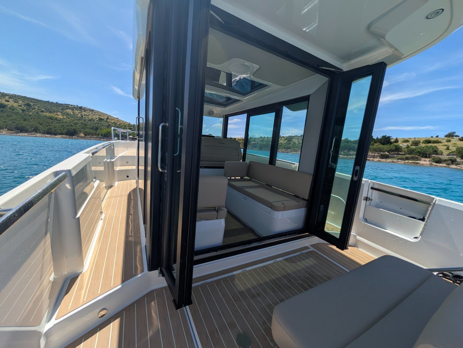 YAMARIN AURA 33 - 2026 - for sale: 201000.-EUR