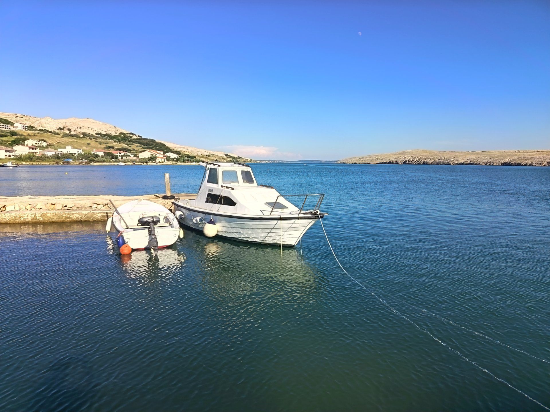 Bex Nautika B680 Pilotina Bex nautika produ�ena Primorka - 1983