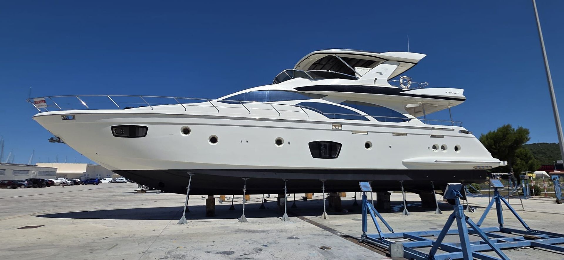 Azimut 75 - 2005 - for sale: 500000.-EUR