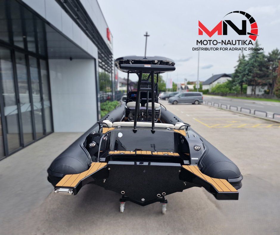 Grand Boats 	G850HGLF Black Hard Top - NA ZALOGI - 2026