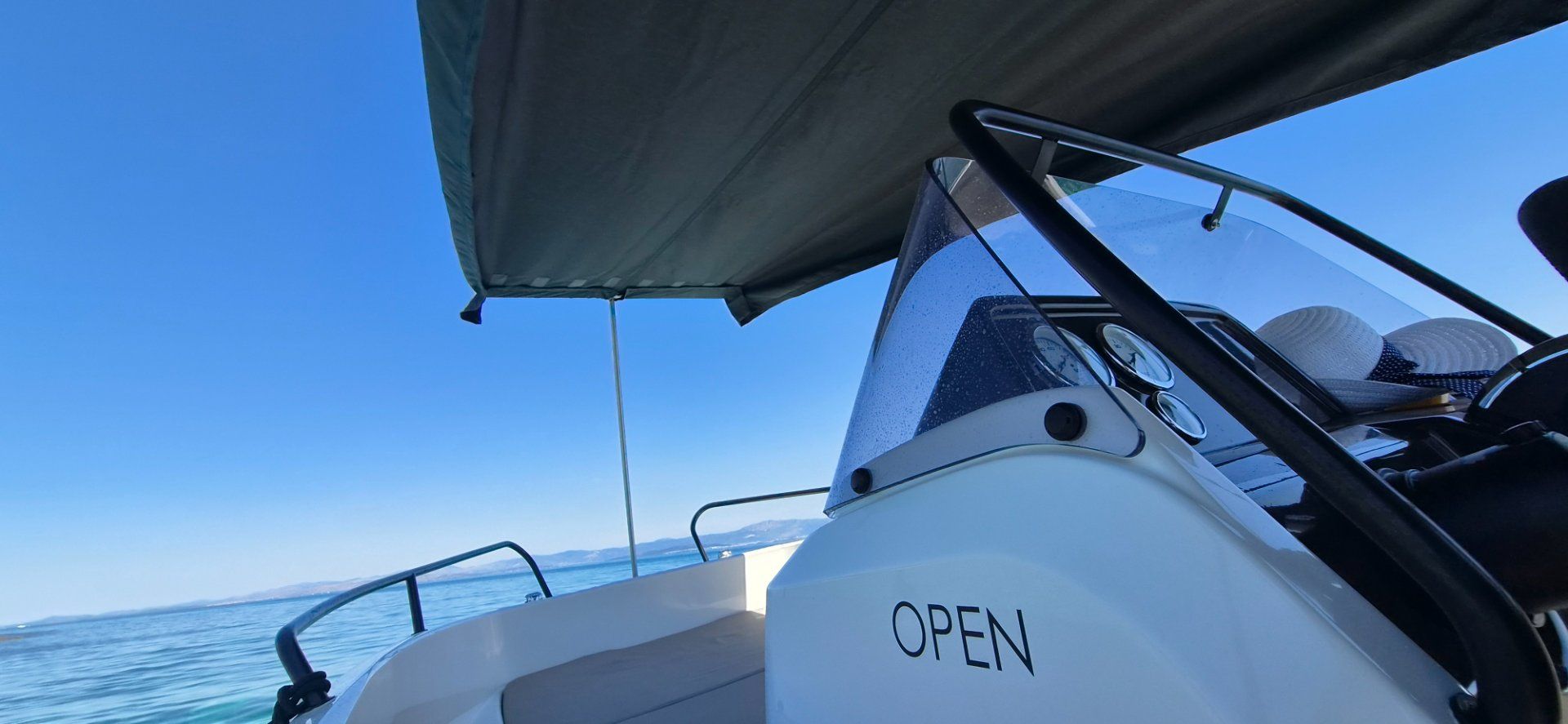 Quicksilver 555 open - 2026