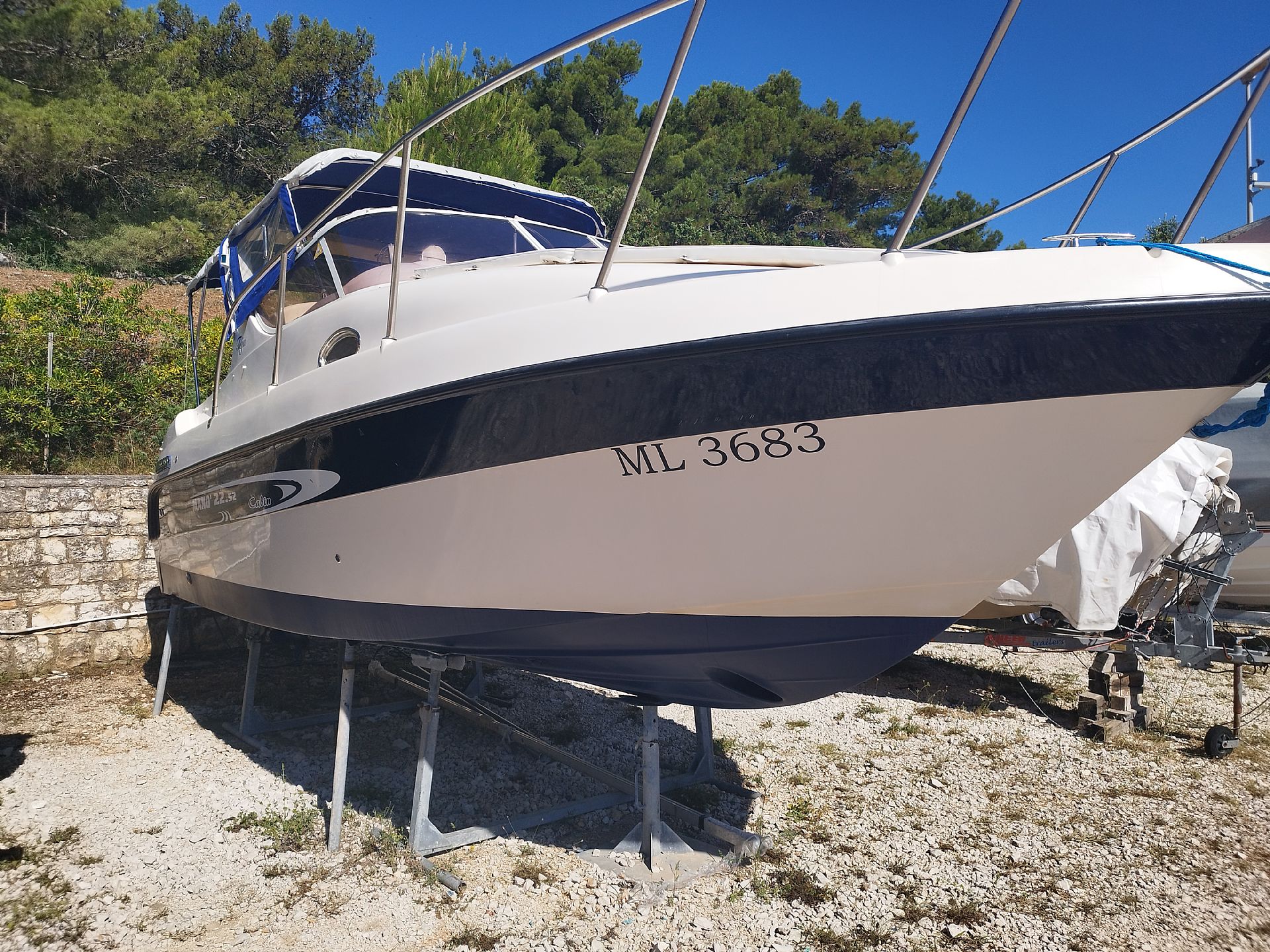 Mano Marine 22.52 cabine - 2004