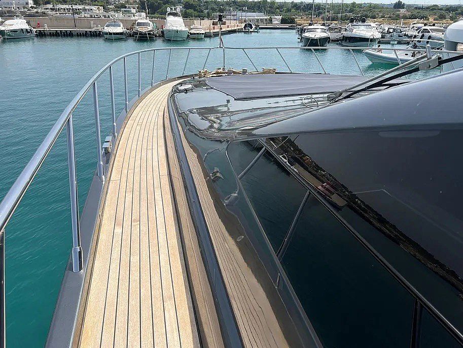 Mangusta Yachts 92 - 0 - for sale: 1550000.-EUR