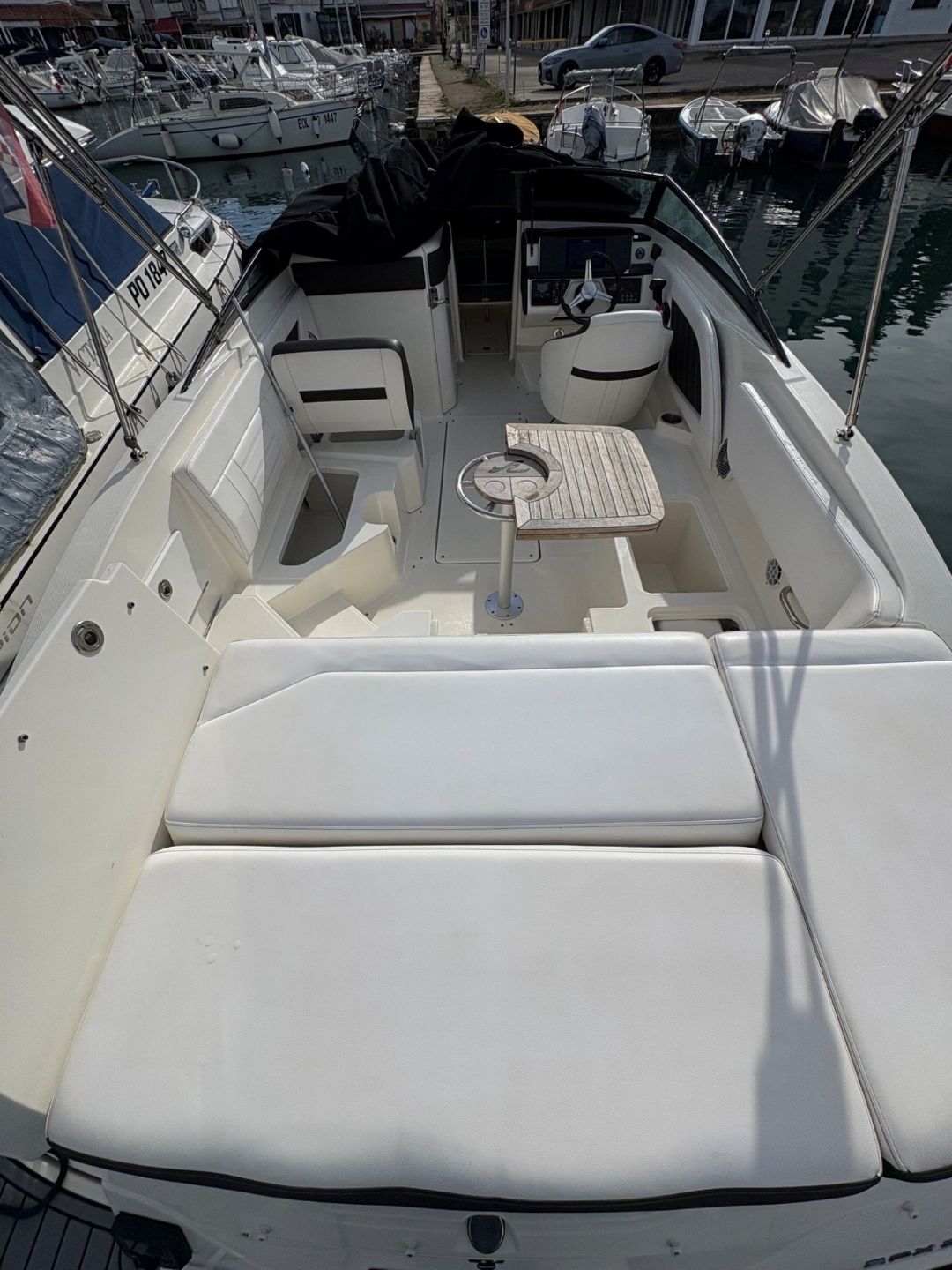 Sea Ray SPX 230 - 2018
