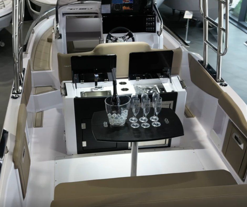 Ranieri International Next 255LX   Yamaha ... - 2026 - for sale: 98768.-EUR