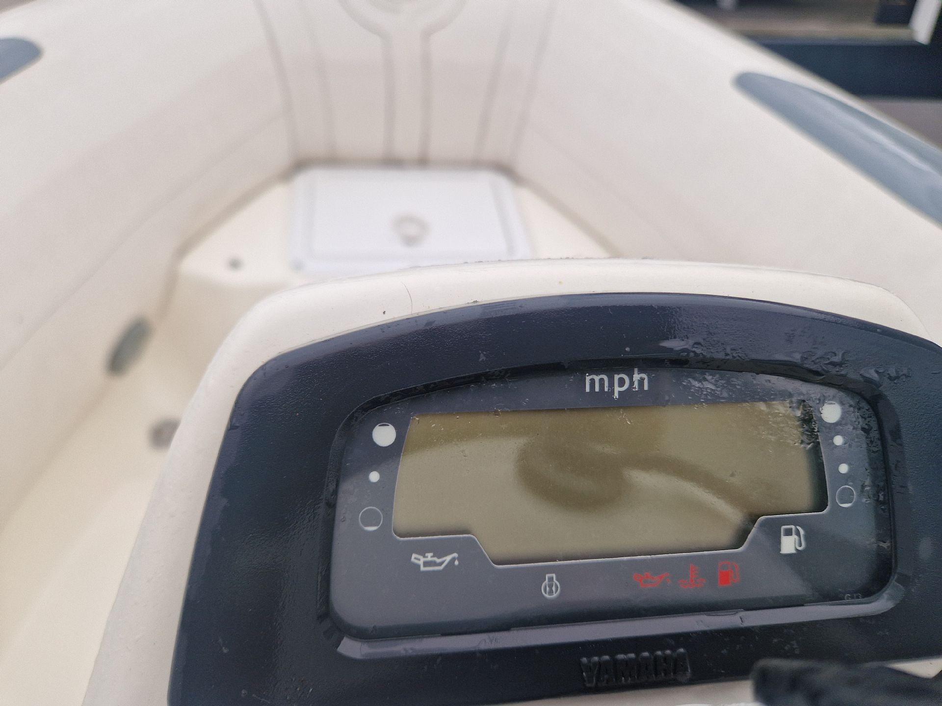 Zodiac AVON 320 - 2004