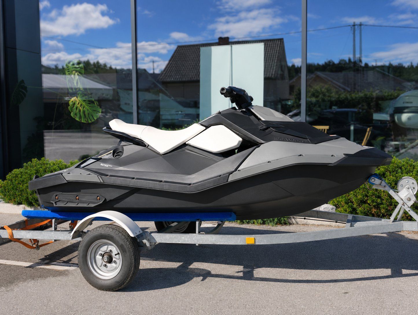 SEA DOO SPARK - SAMO 49 UR - OPRAVLJEN SERVIS - 2014