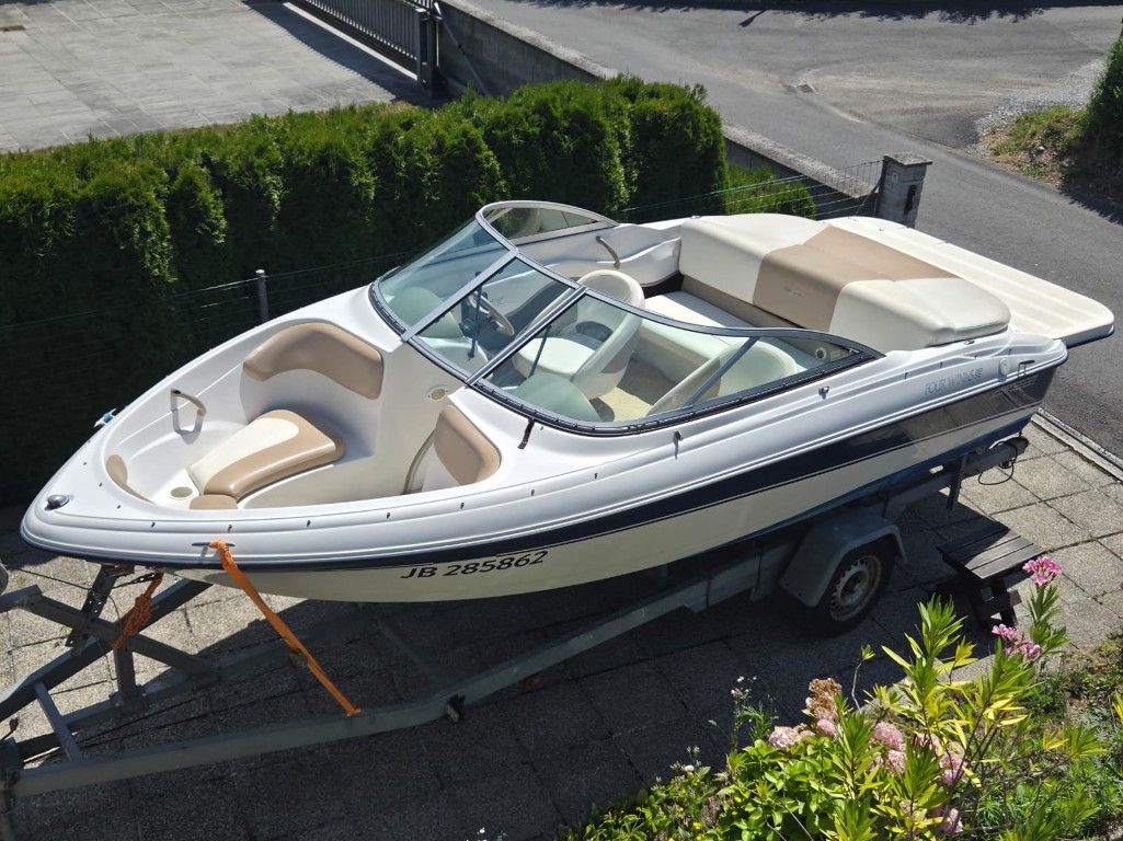 Four Winns 180 Bowrider - 2006 - for sale: 8700.-EUR