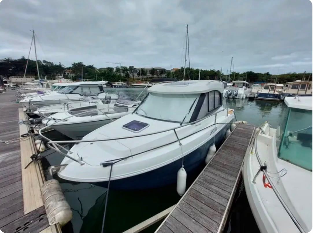 Beneteau ANTARES 6,80 MERCURY - INCE NOVO - 2015
