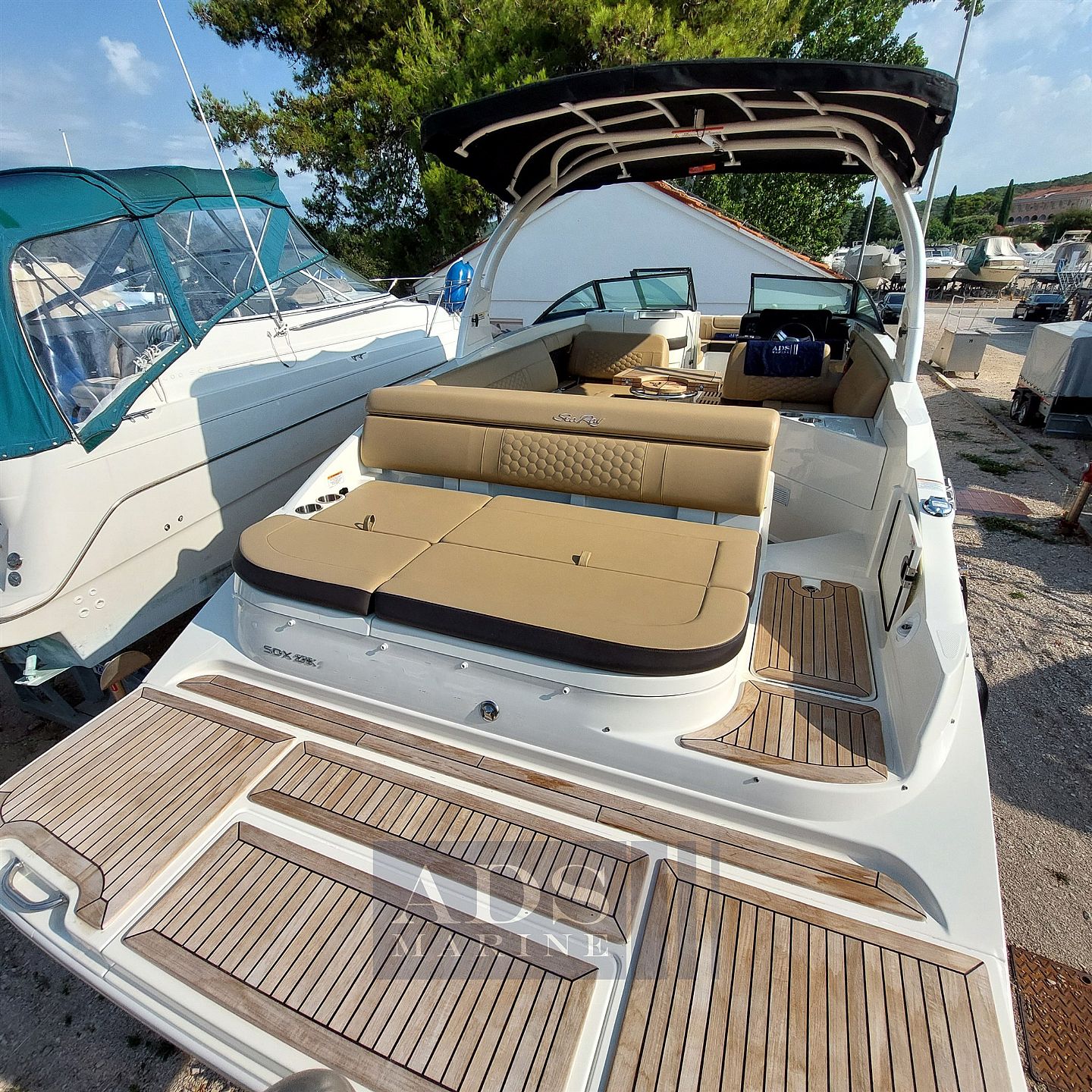 Sea Ray 270 SDX - 2022 - for sale: 119500.-EUR