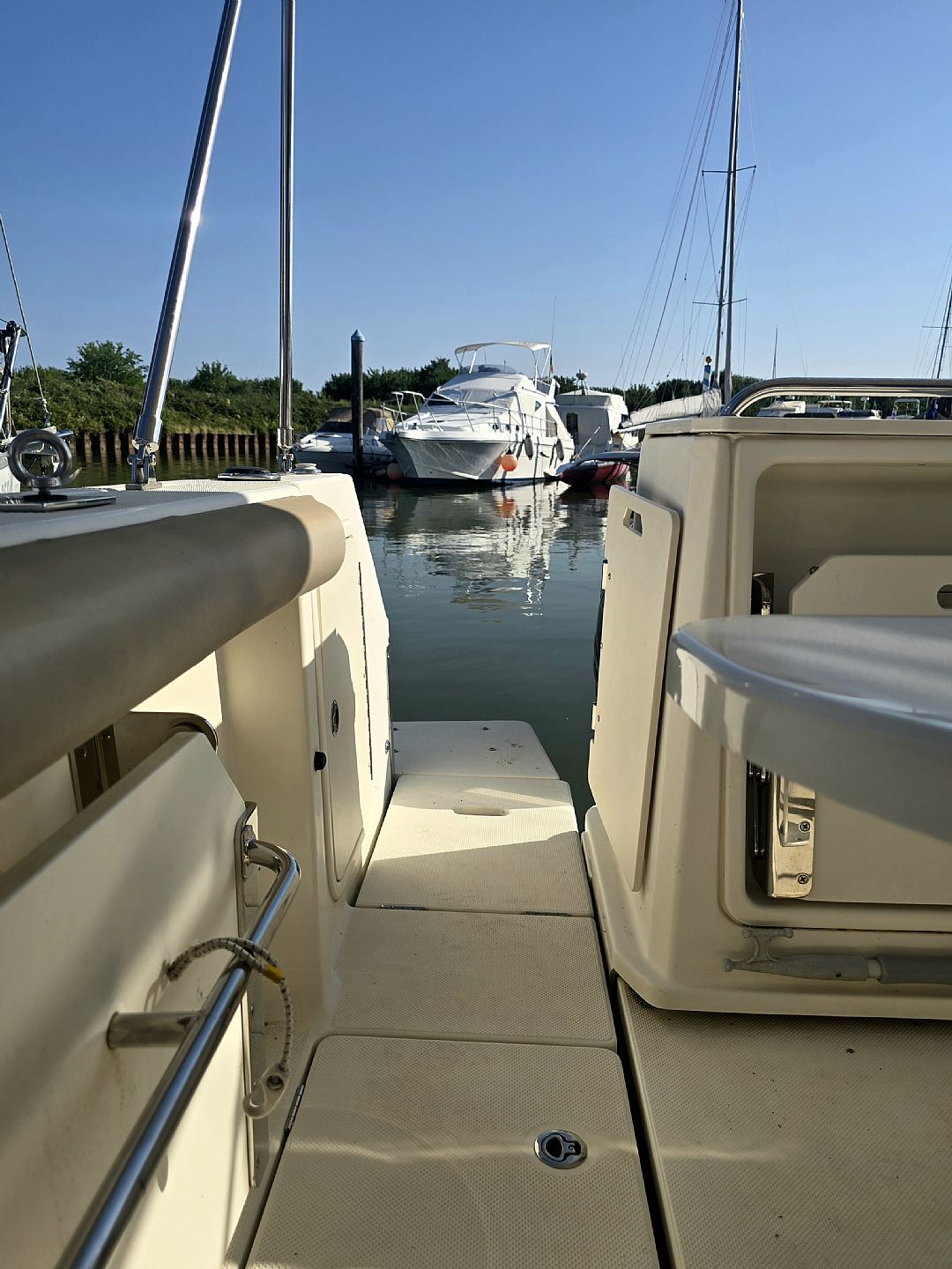Quicksilver Pilothouse 905 - 2017 - for sale: 85000.-EUR