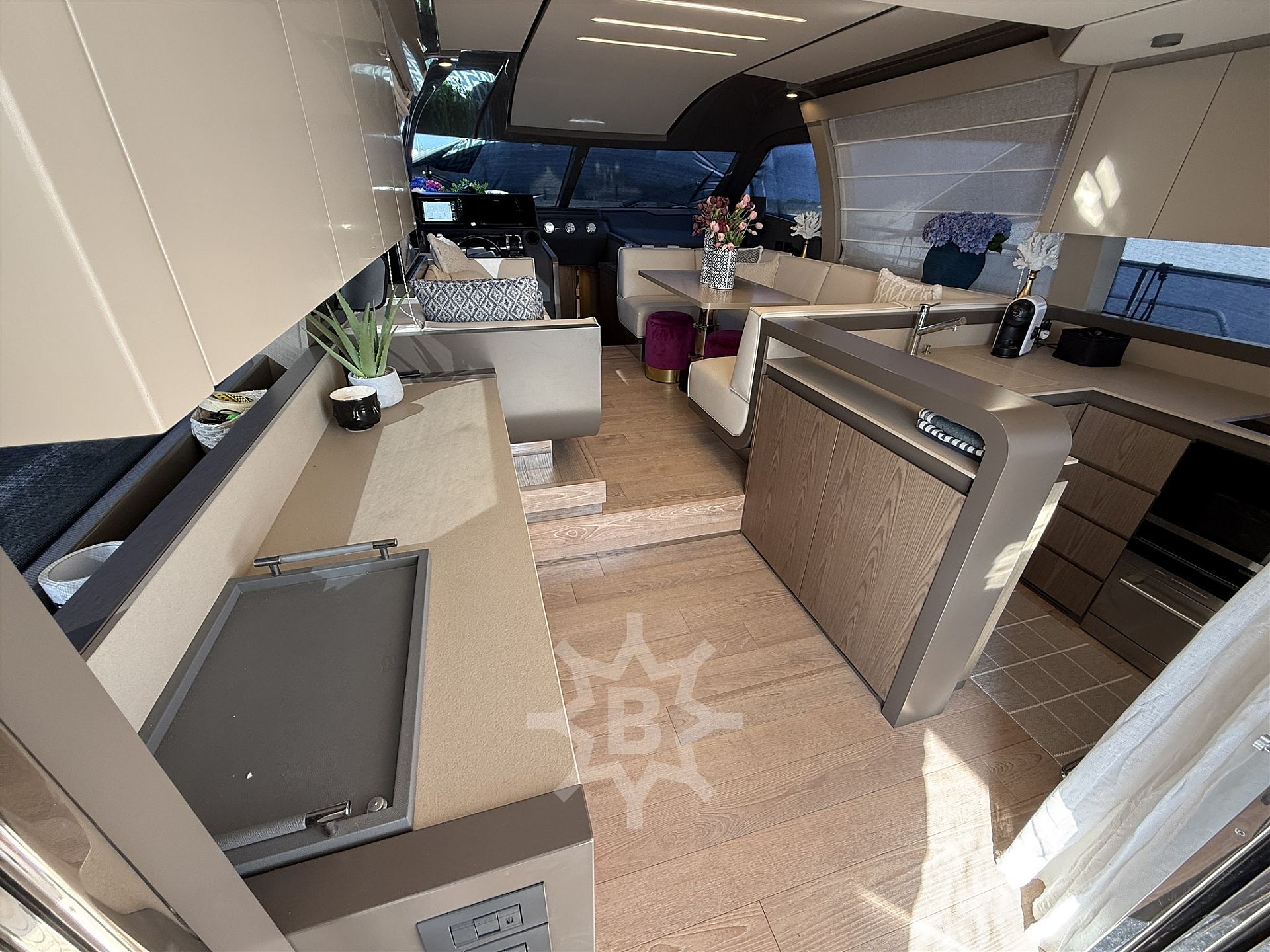 Ferretti 550 - 2022 - for sale: 1370000.-EUR