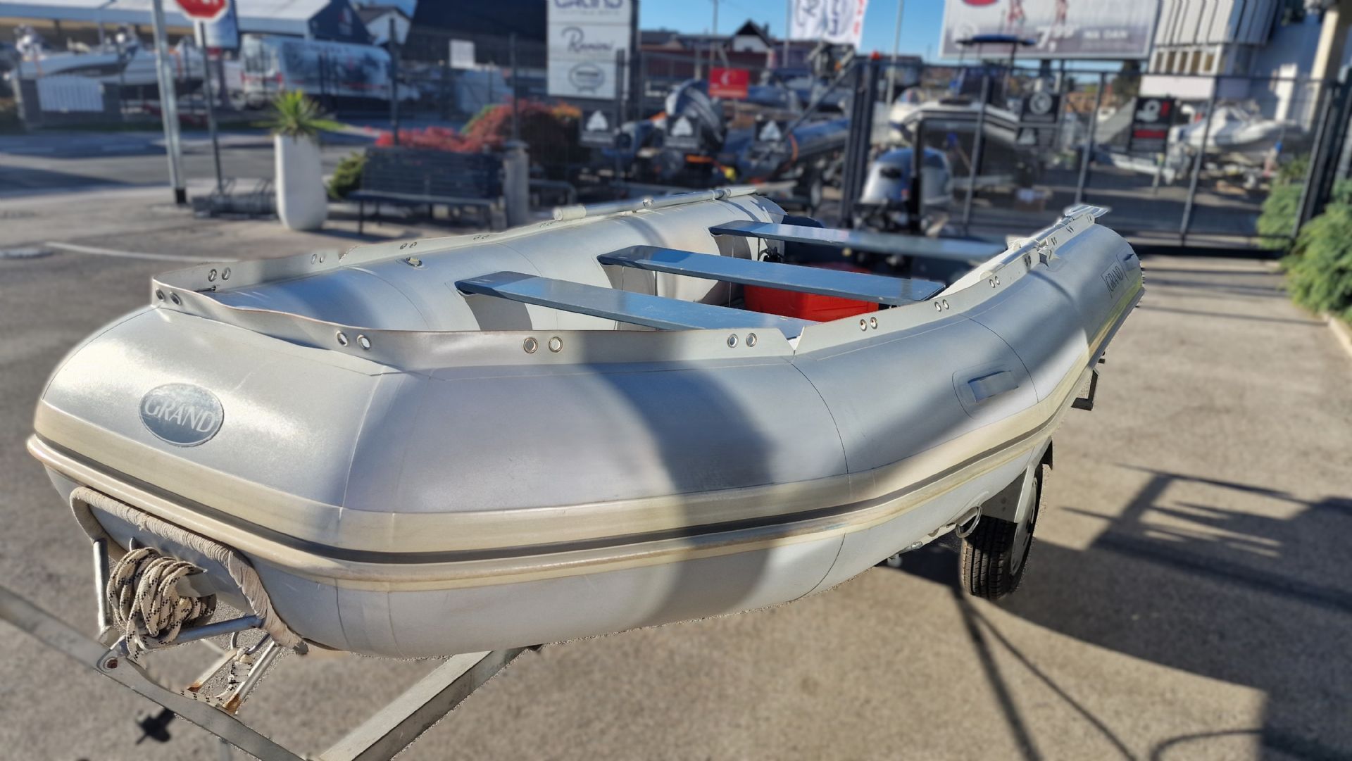 GRAND R380   YAMAHA F20 BMHS - IZJEMEN - 2013