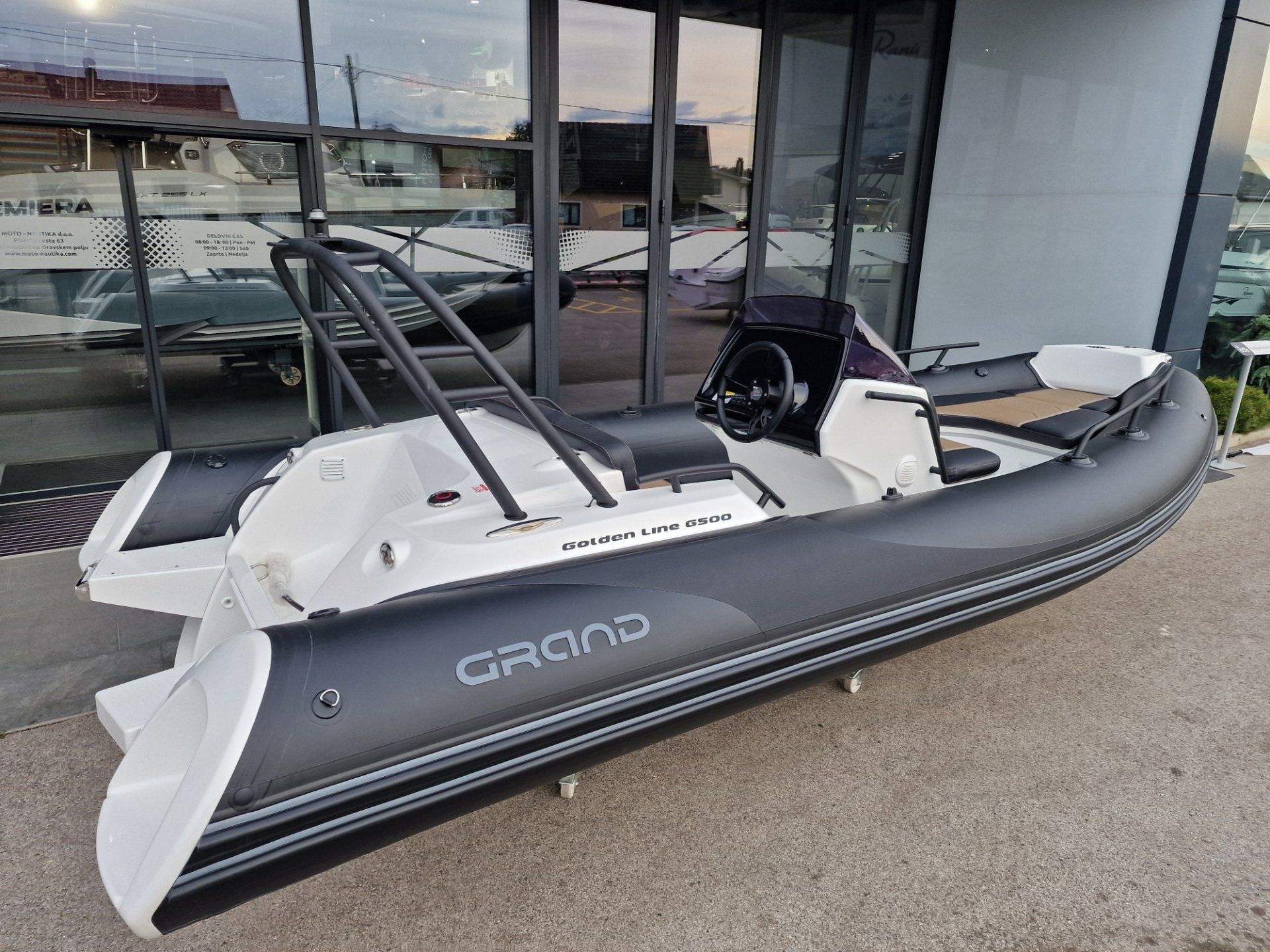 GRAND BOATS G500GLF PVC �RN - V PRIHODU - 2026